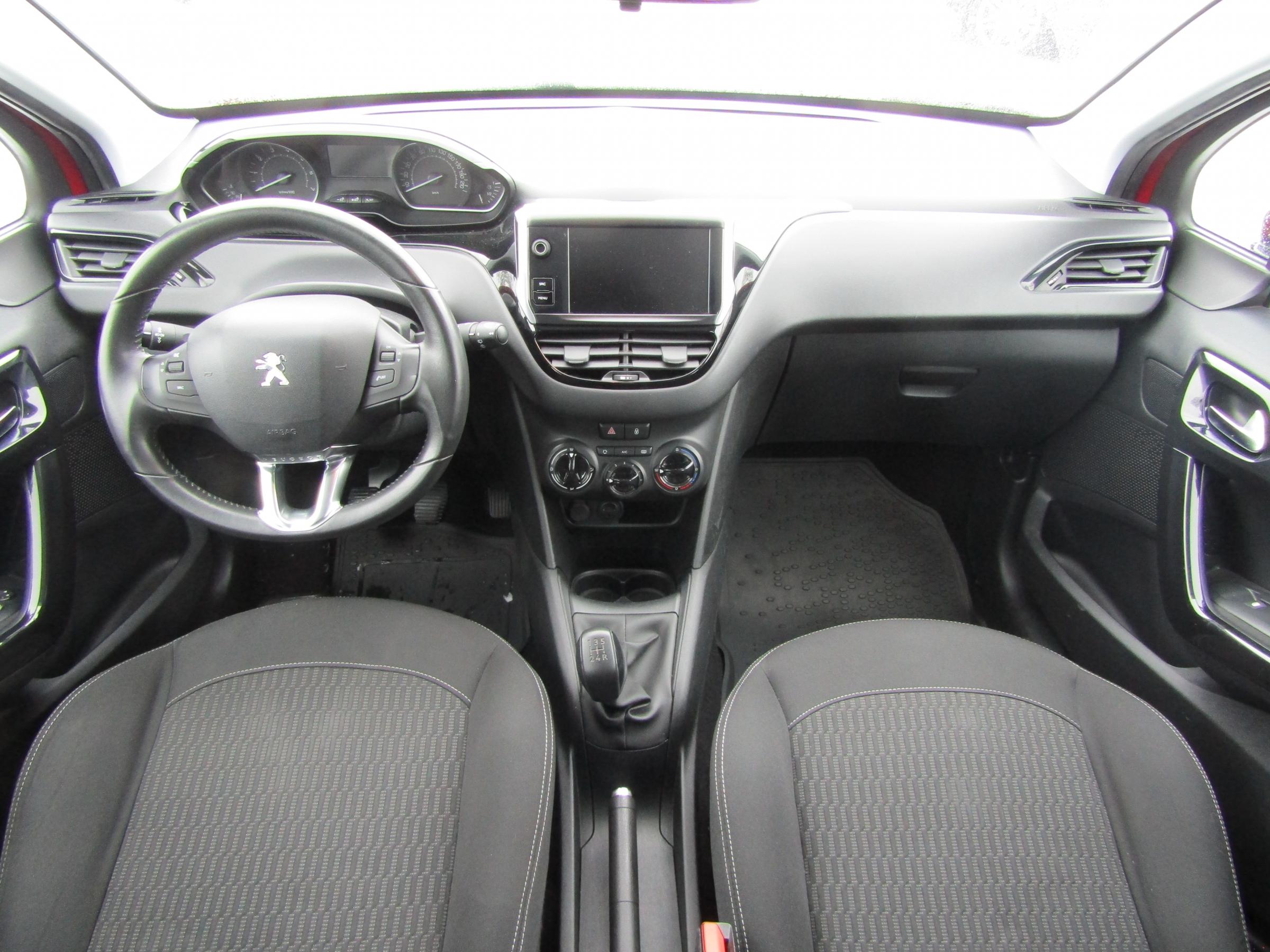 Peugeot 208, 2018 - pohled č. 8