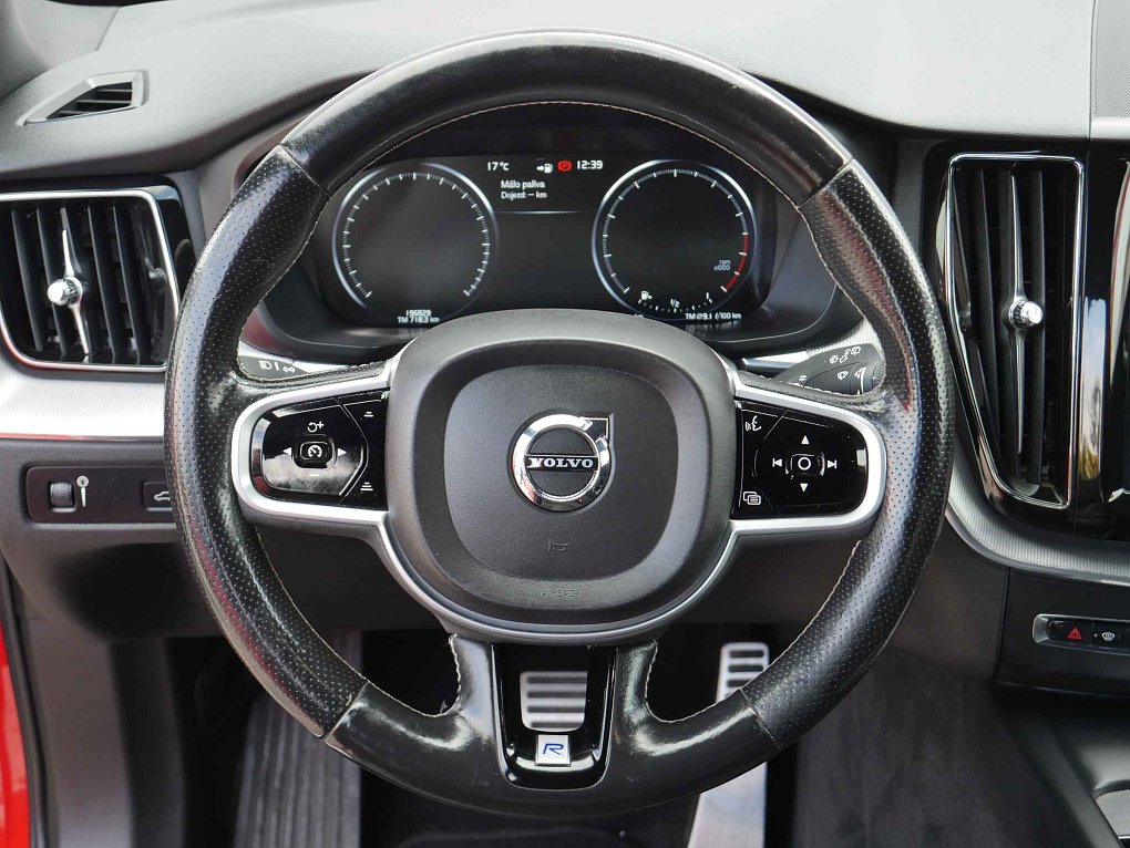 Volvo XC60 2.0 T6  4x4
