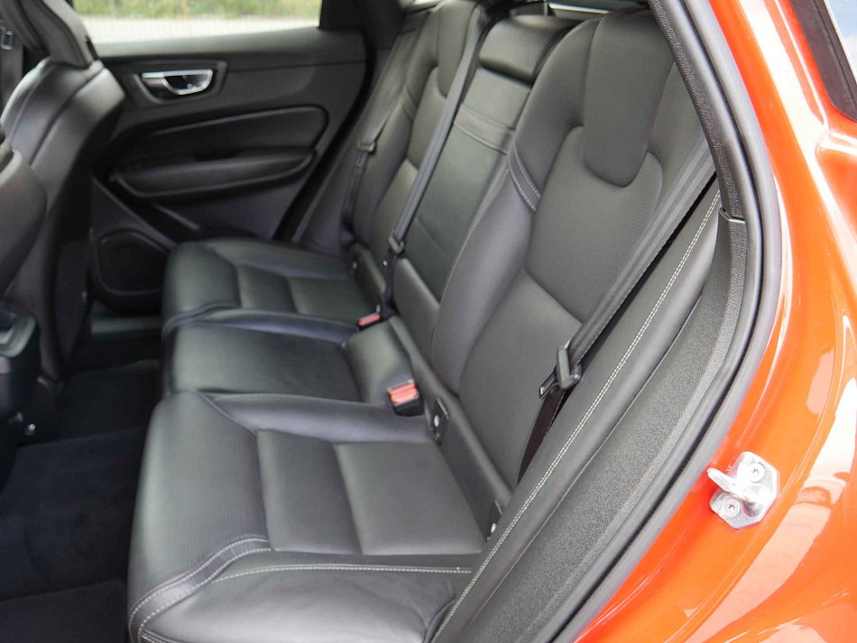 Volvo XC60 2.0 T6  4x4