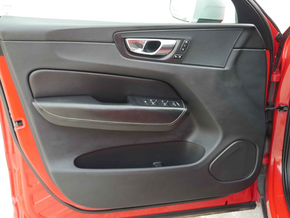 Volvo XC60 2.0 T6  4x4