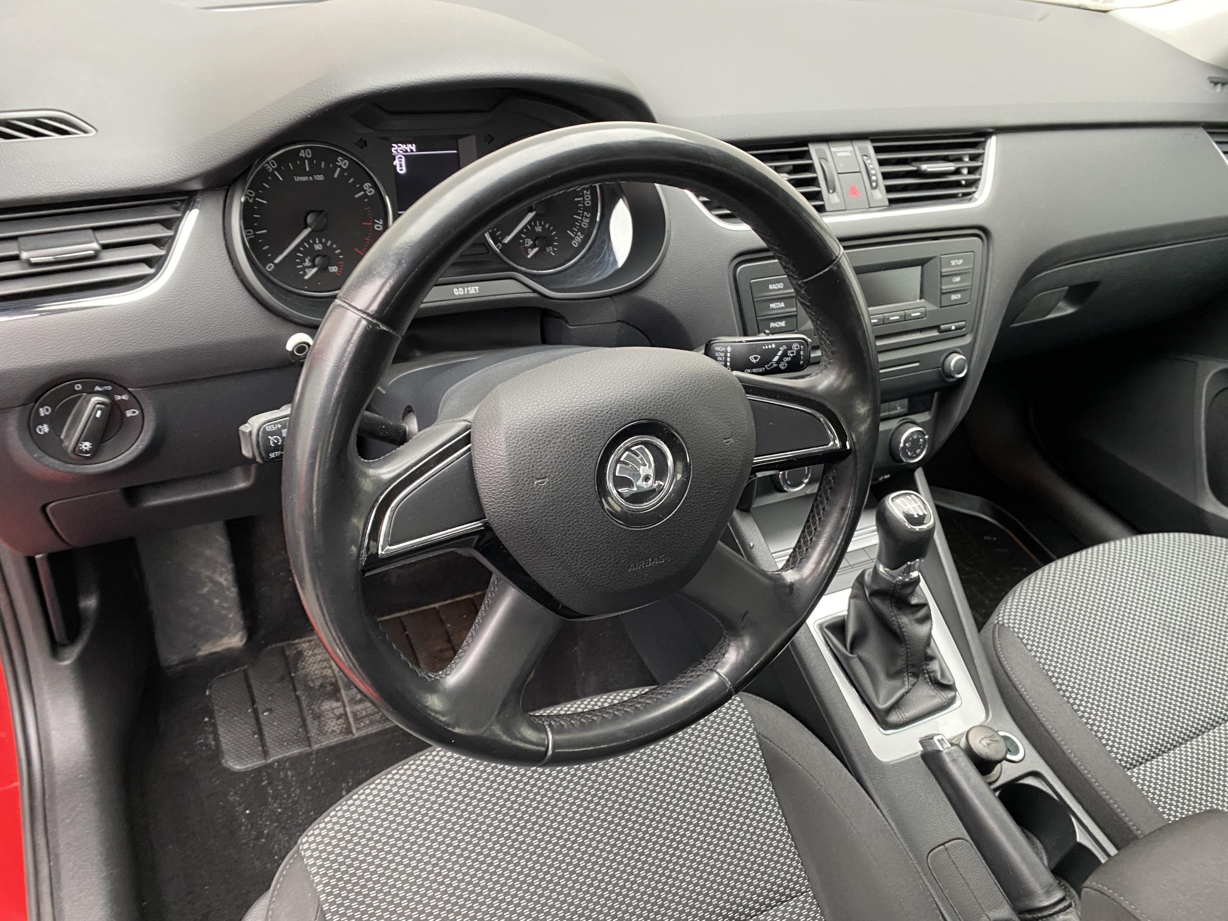 Škoda Octavia III, 2014 - pohled č. 12