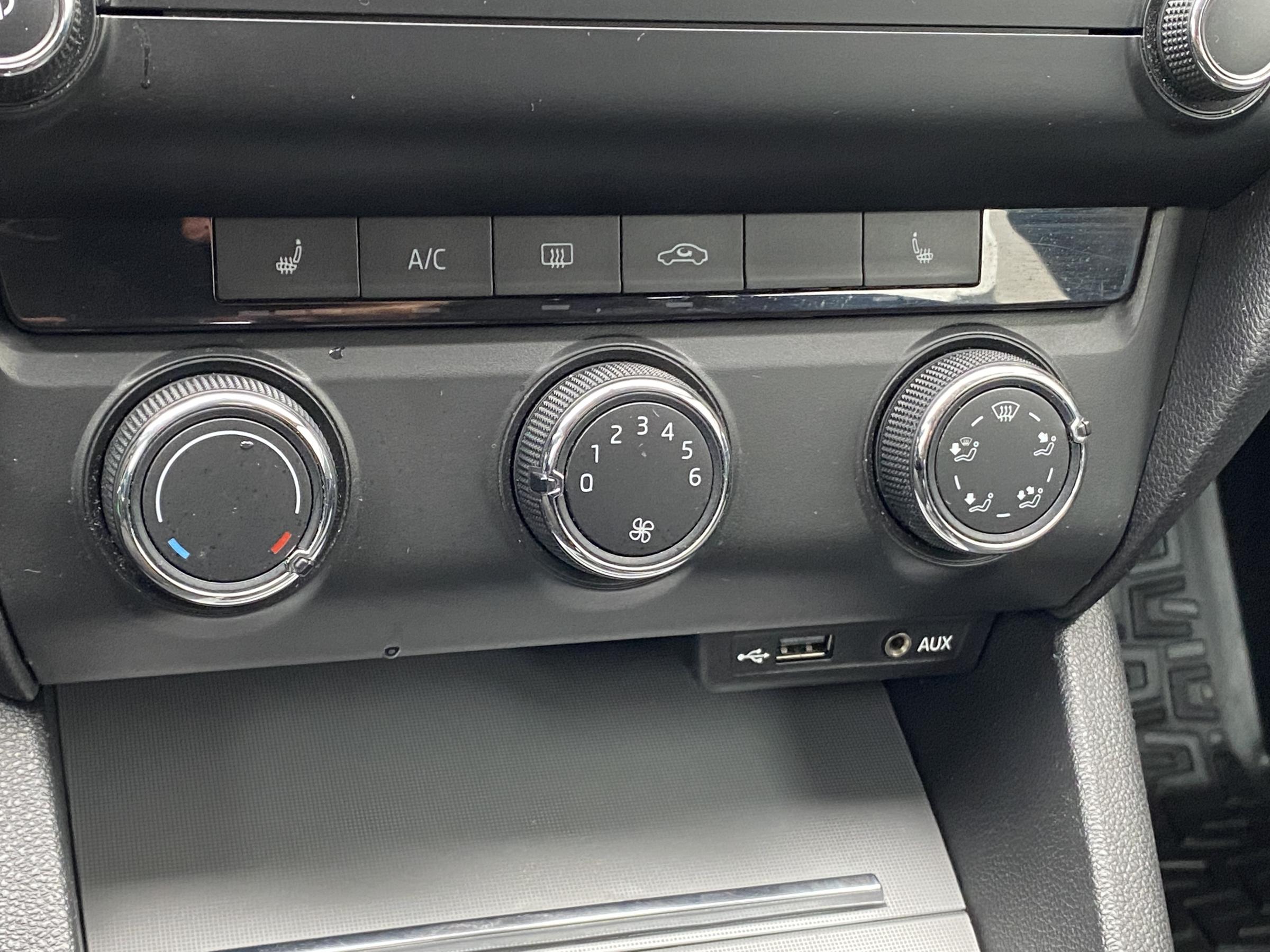 Škoda Octavia III, 2014 - pohled č. 14