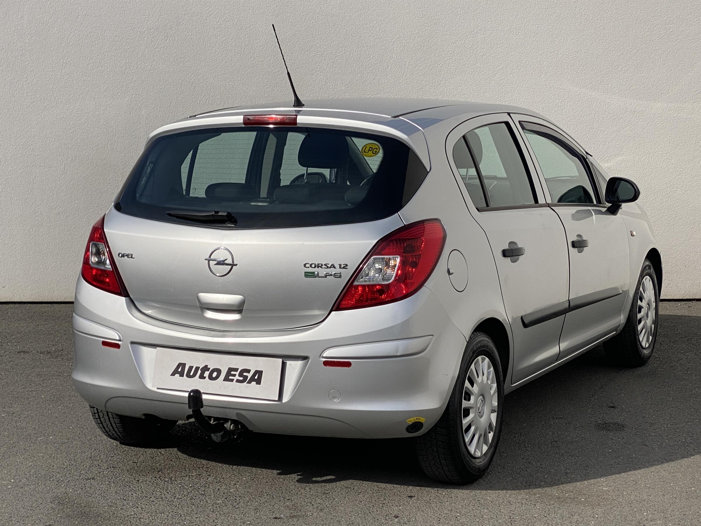 Opel Corsa, 2008 - pohled č. 4