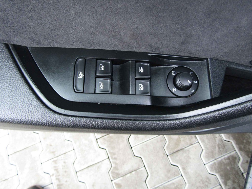 Škoda Superb III 2.0 TSi Ambition 4x4