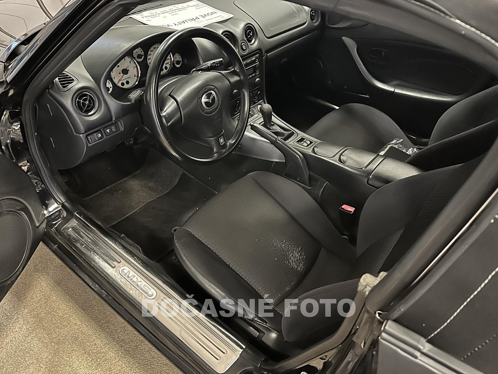 Mazda MX-5 1.6i 