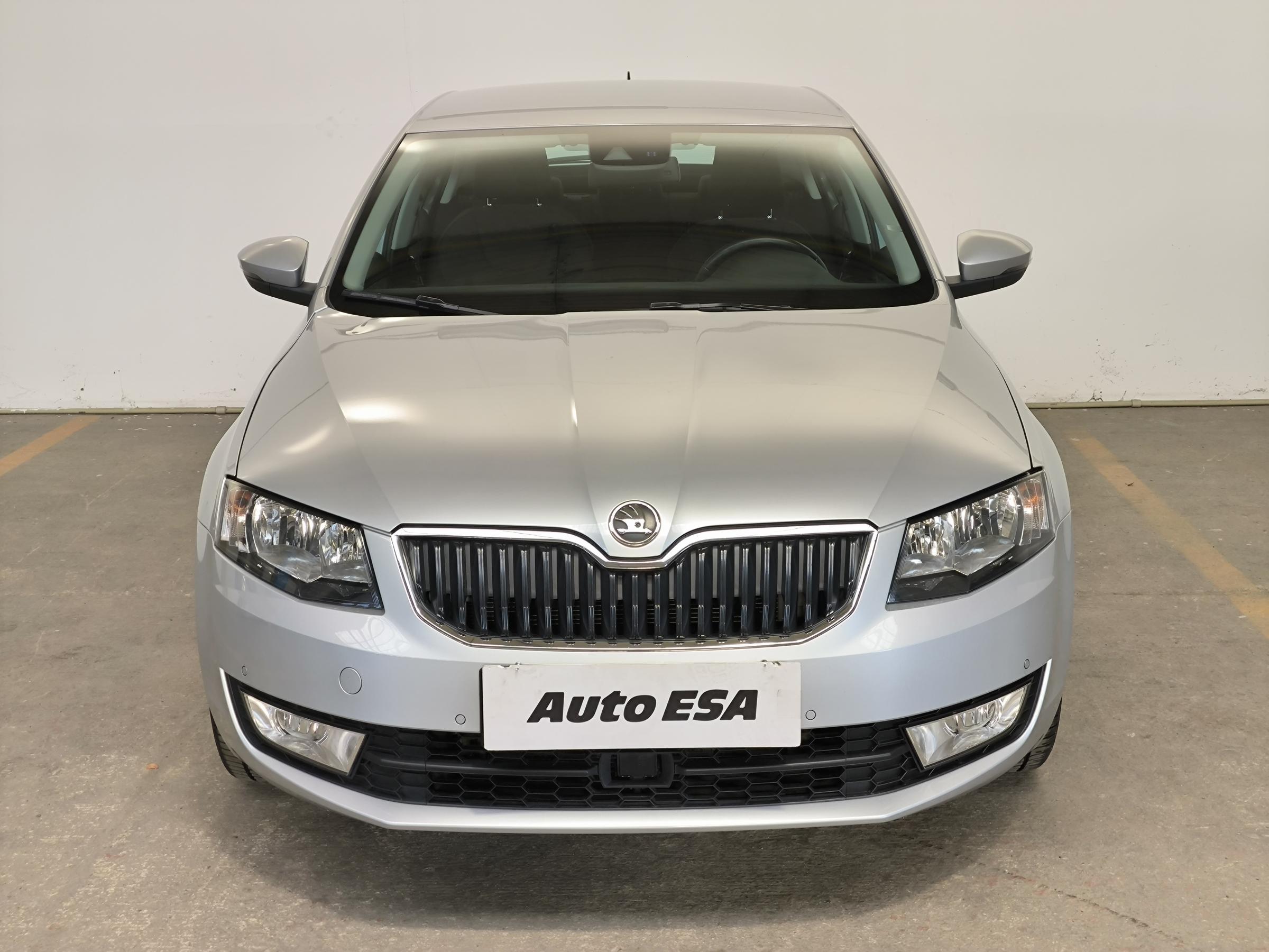 Škoda Octavia III, 2013 - pohled č. 2