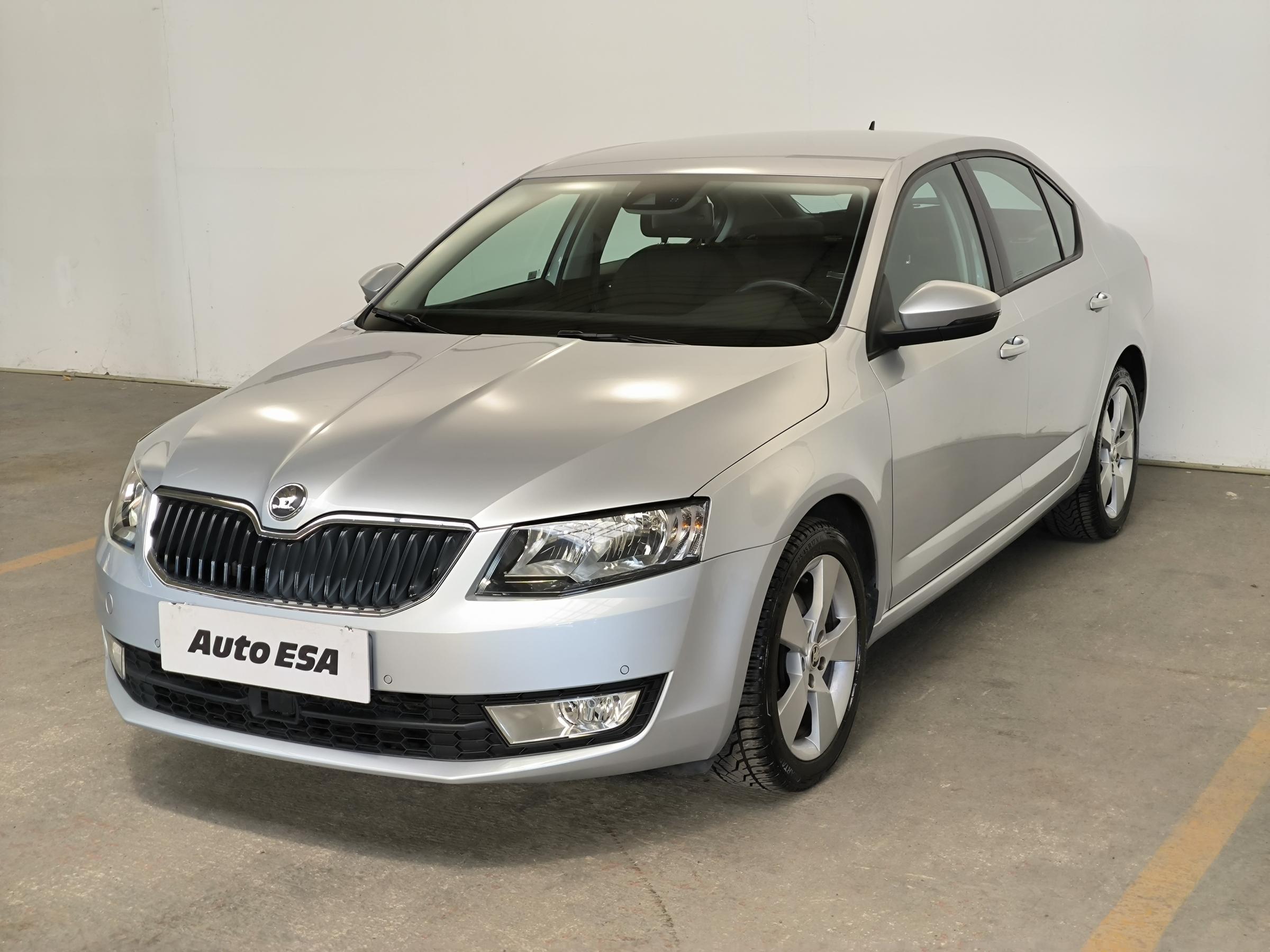 Škoda Octavia III, 2013 - pohled č. 3