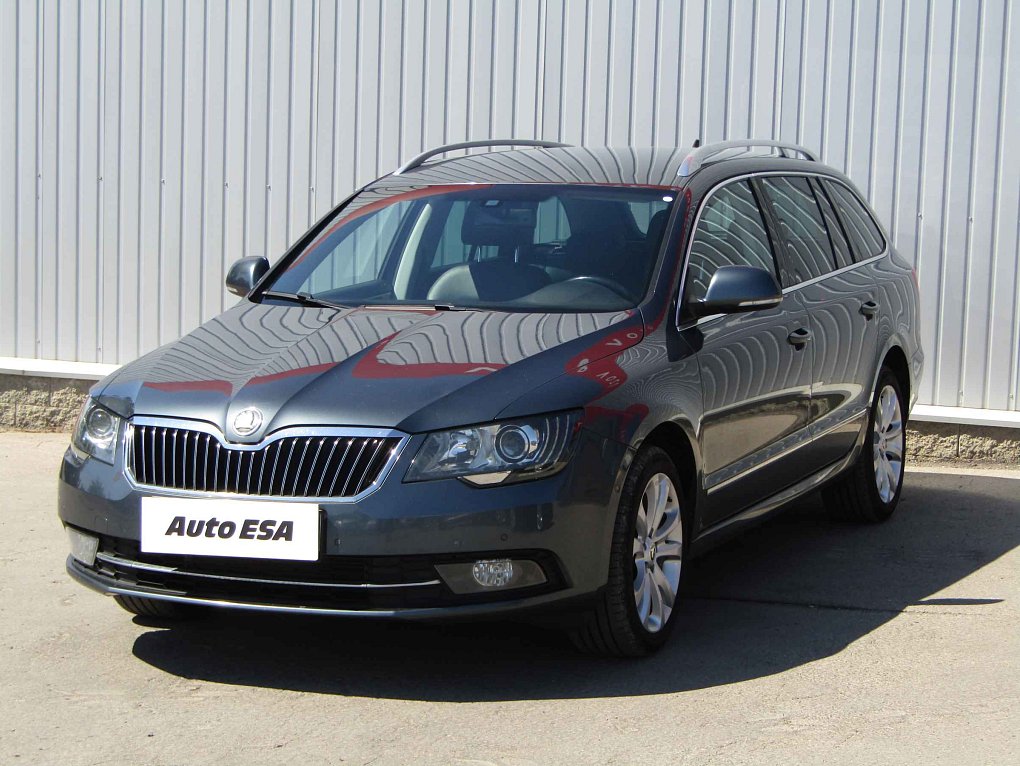 Škoda Superb II 2.0TDi Elegance