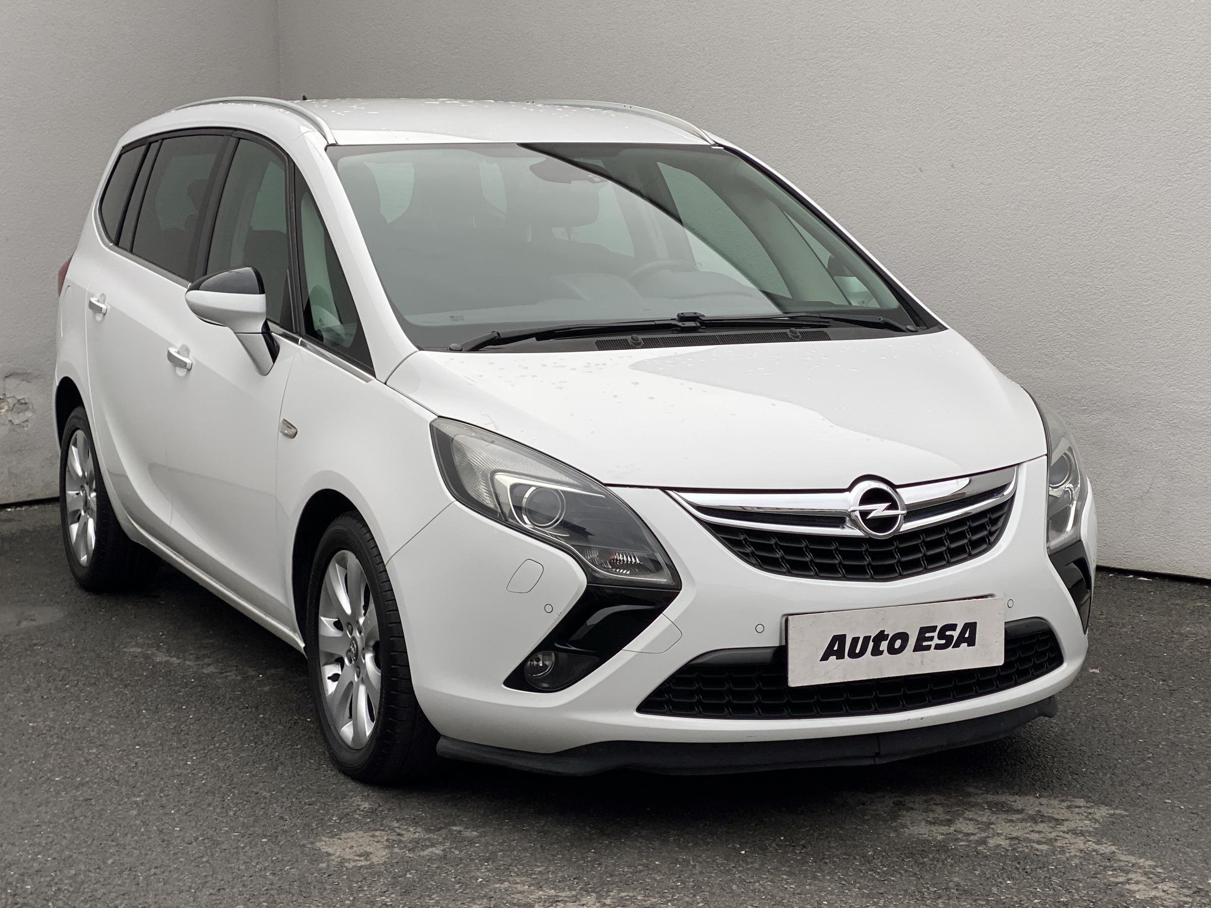 Opel Zafira, 2012 - pohled č. 1