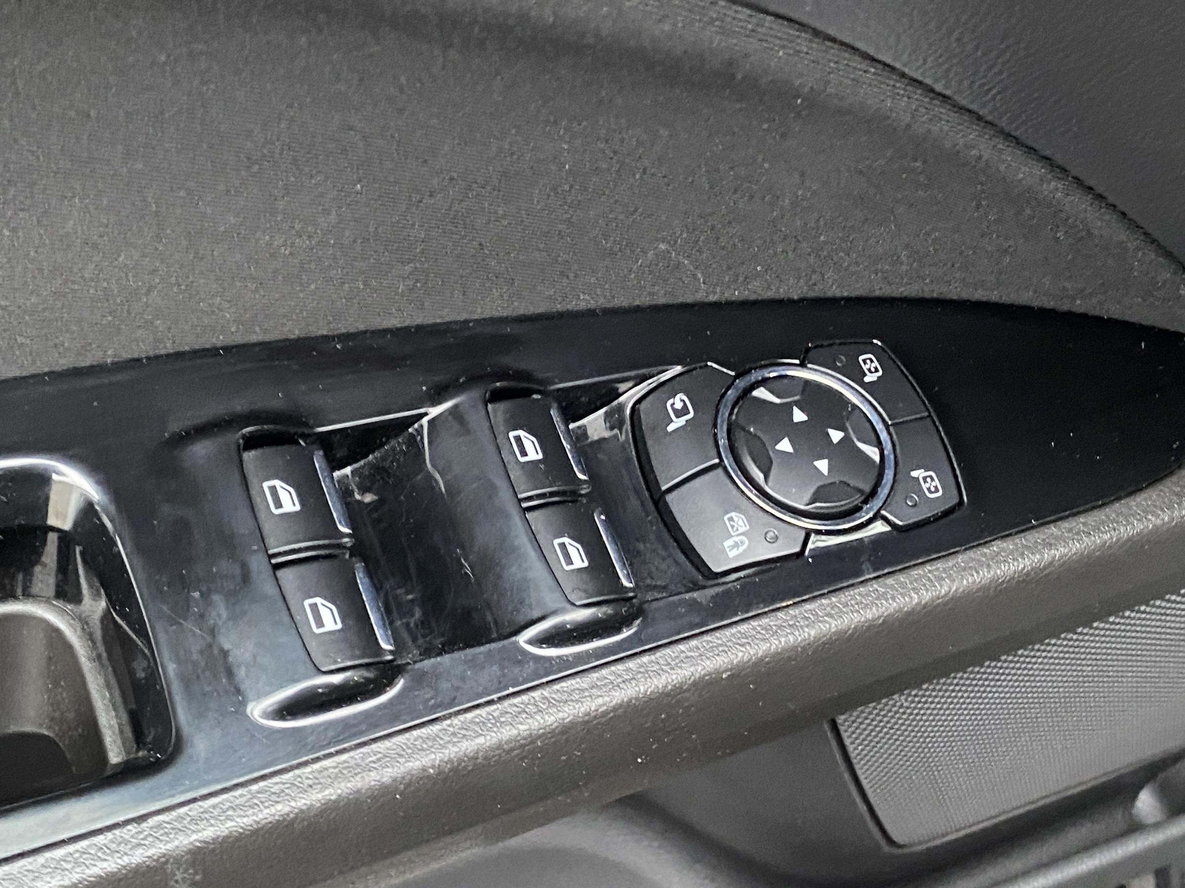 Ford Mondeo, 2016 - pohled č. 11