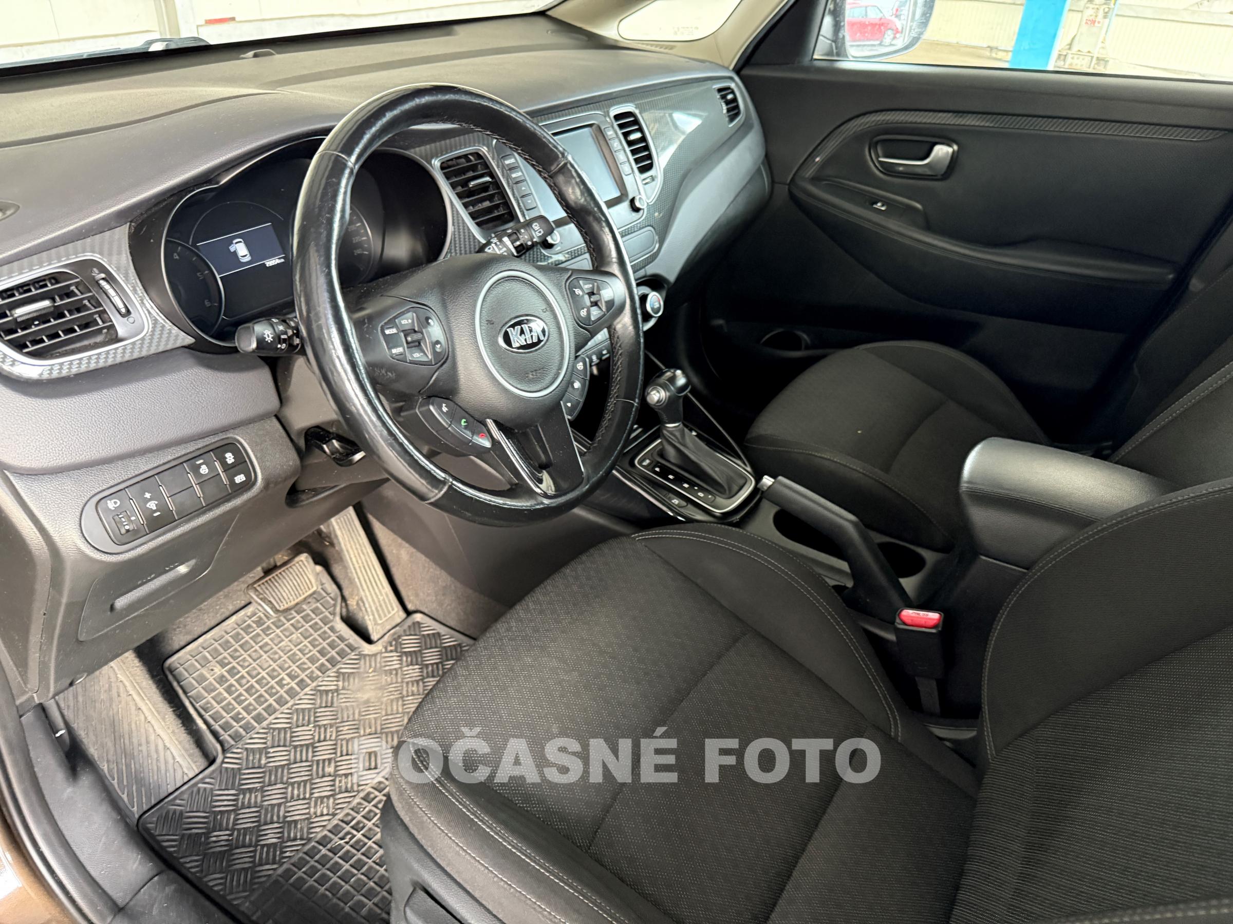 Kia Carens, 2018 - pohled č. 3