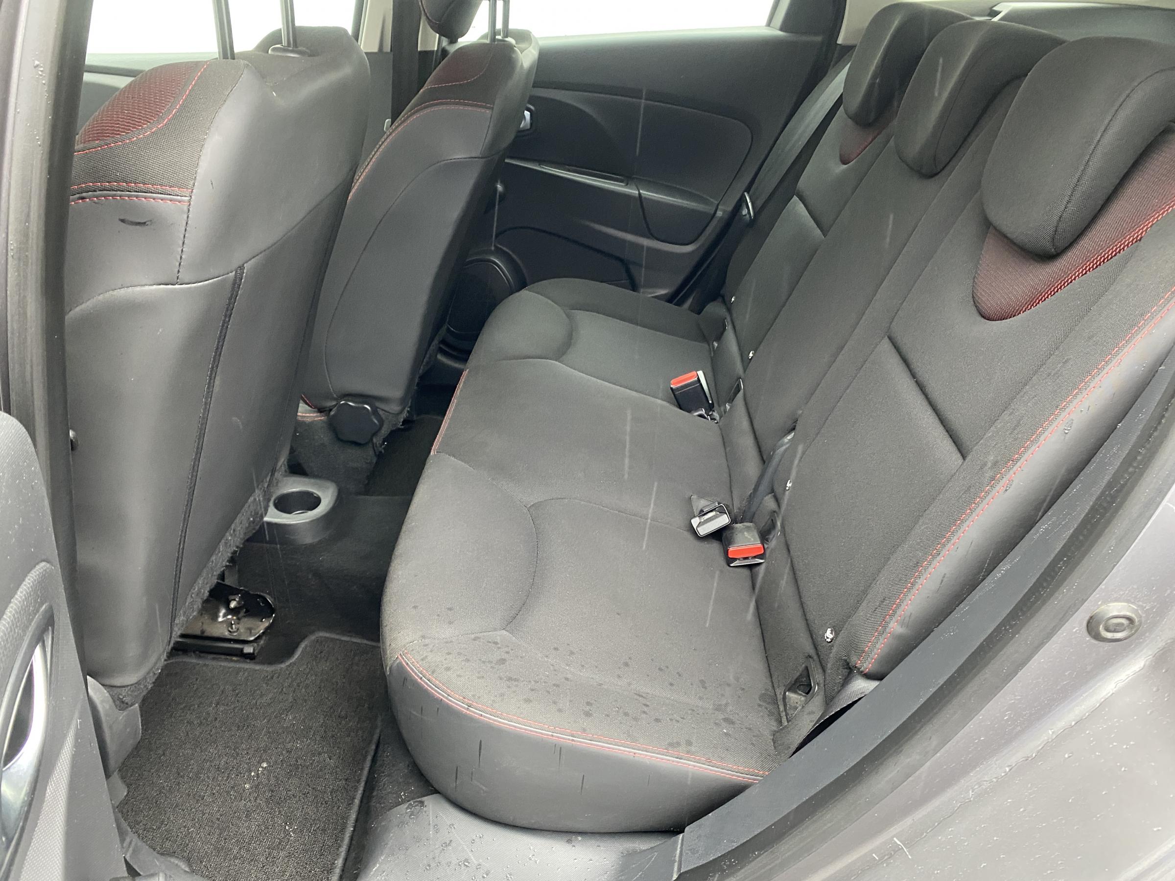 Renault Clio, 2015 - pohled č. 10