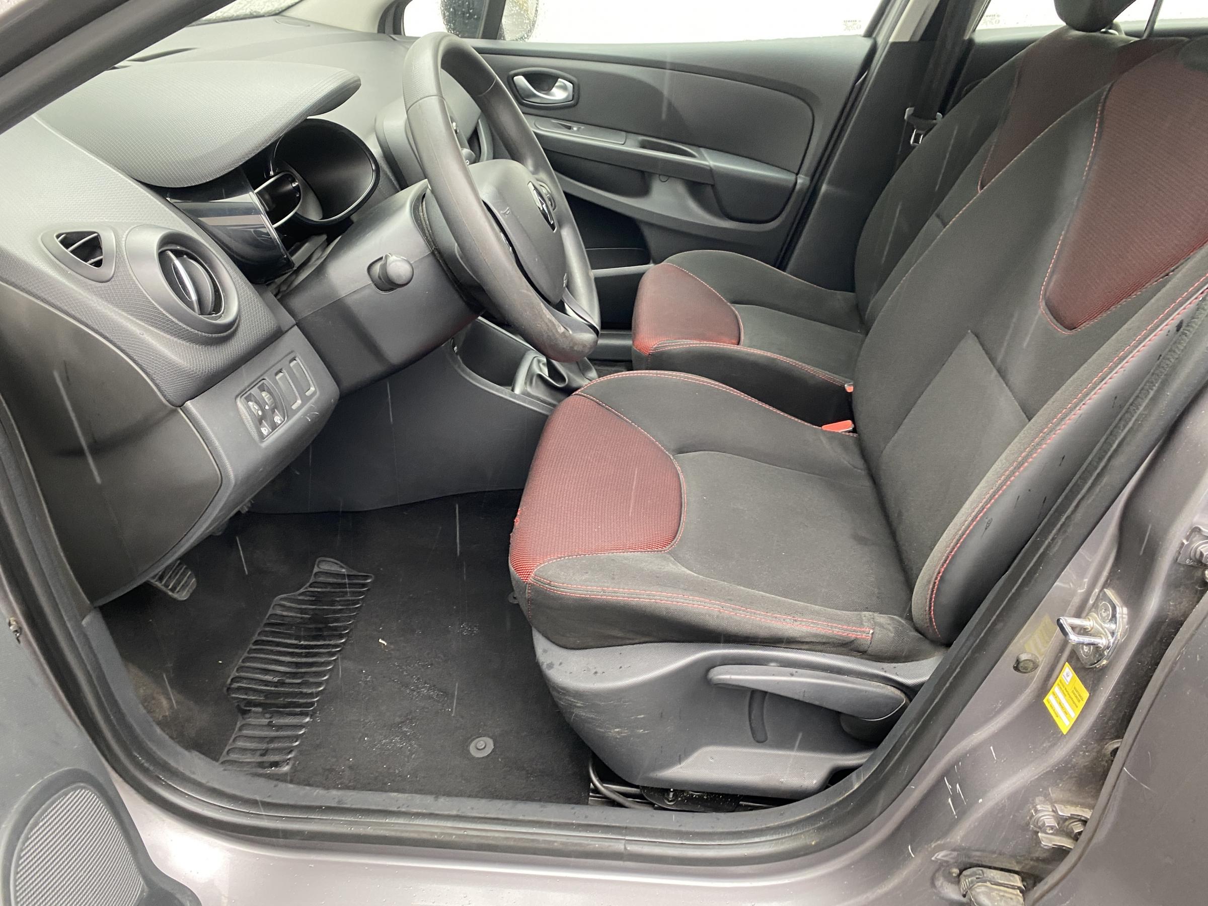 Renault Clio, 2015 - pohled č. 9