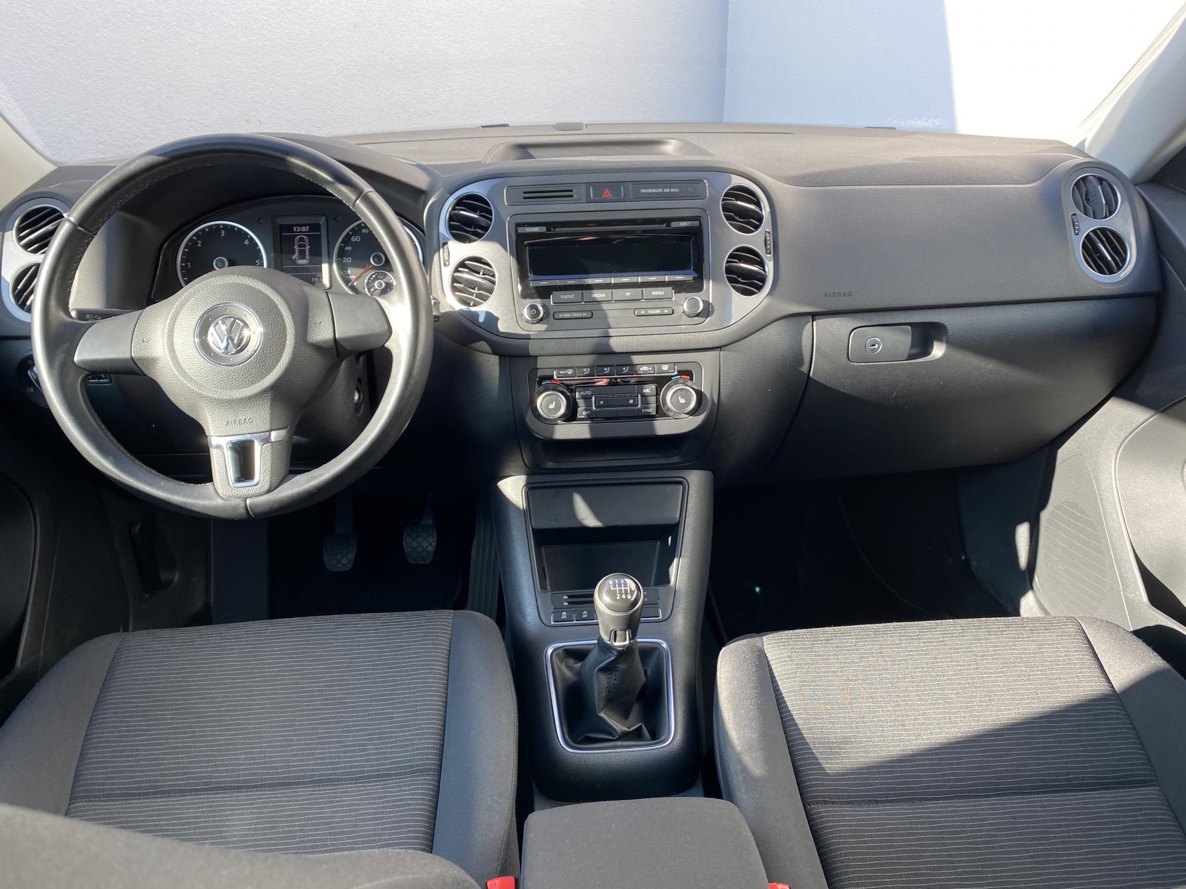 Volkswagen Tiguan, 2014 - pohled č. 8