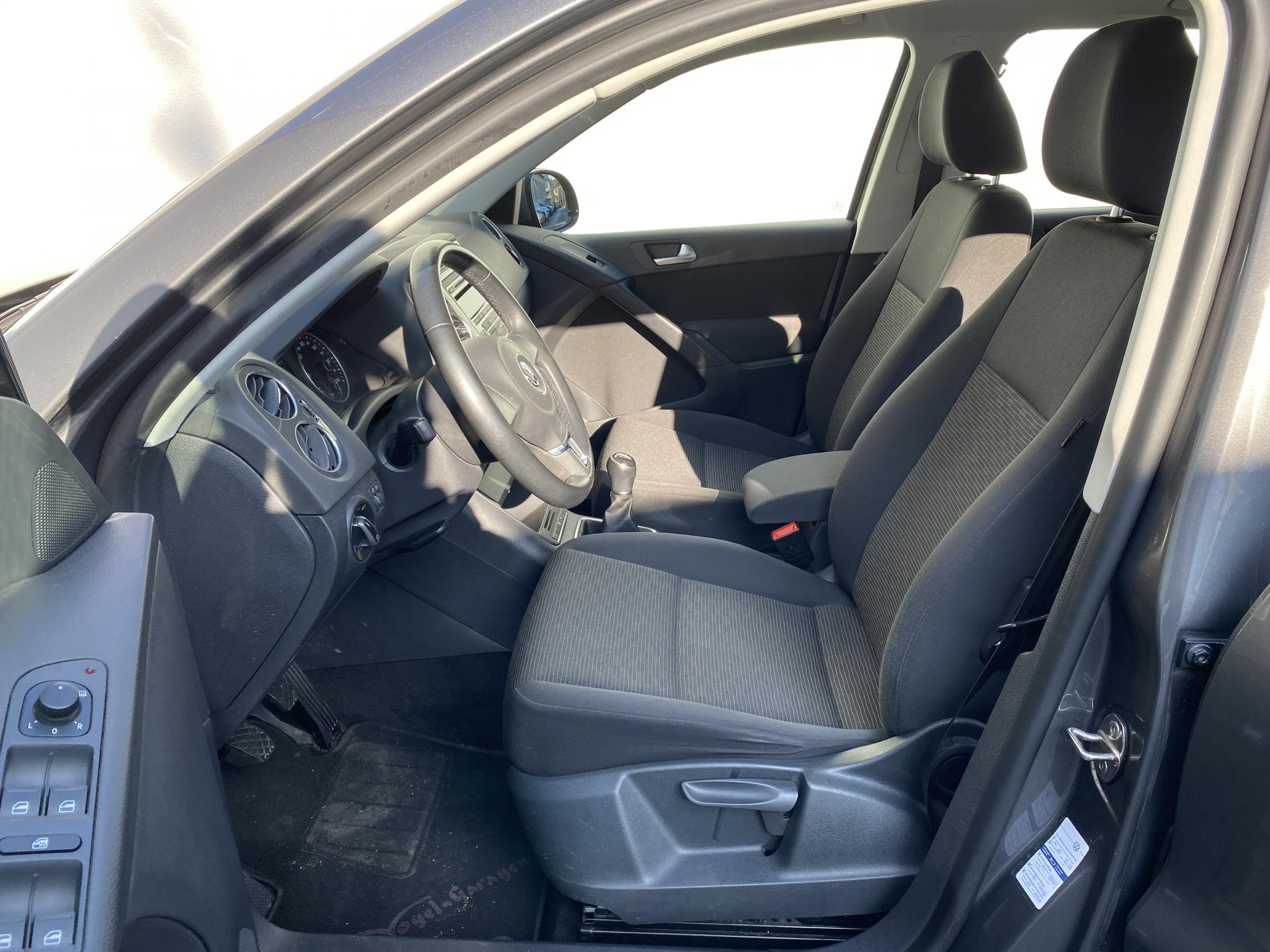 Volkswagen Tiguan, 2014 - pohled č. 9