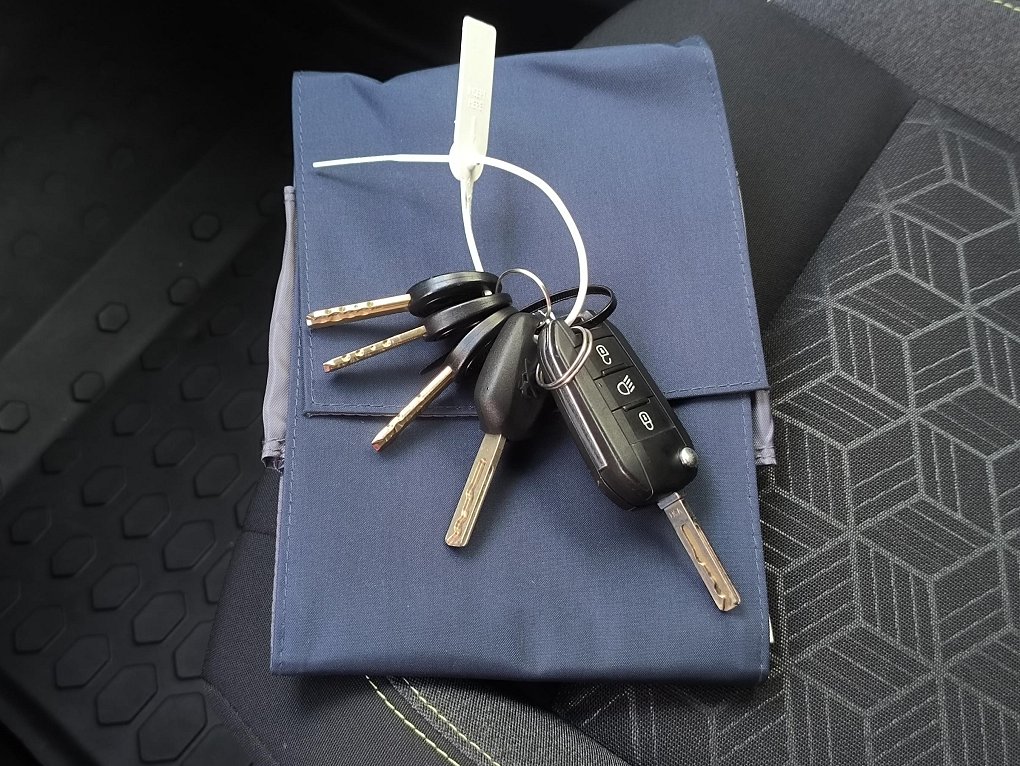 Peugeot Rifter 1.2PT Active