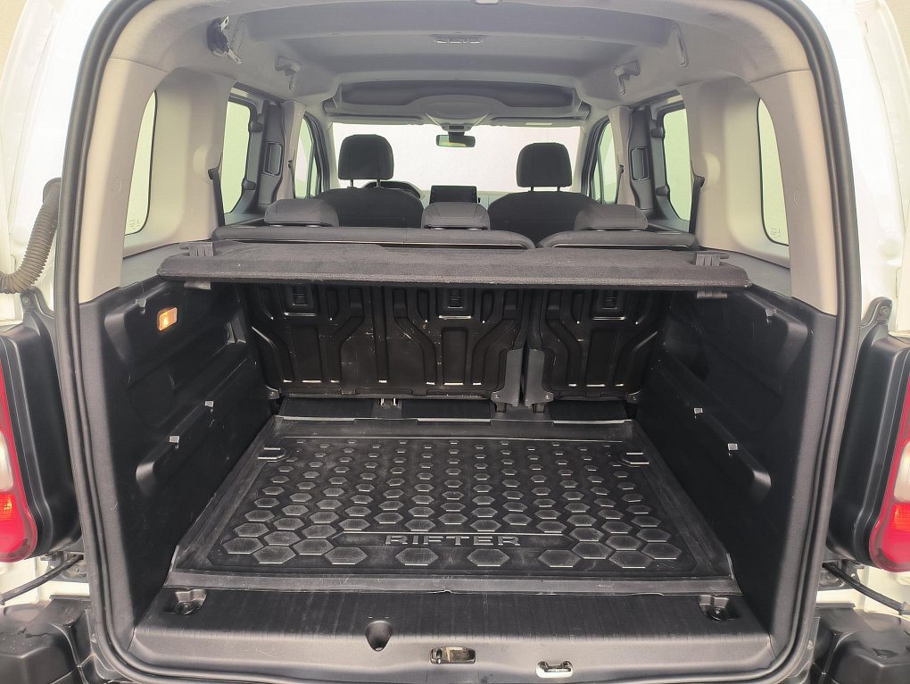 Peugeot Rifter 1.2PT Active