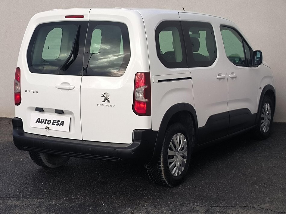 Peugeot Rifter 1.2PT Active