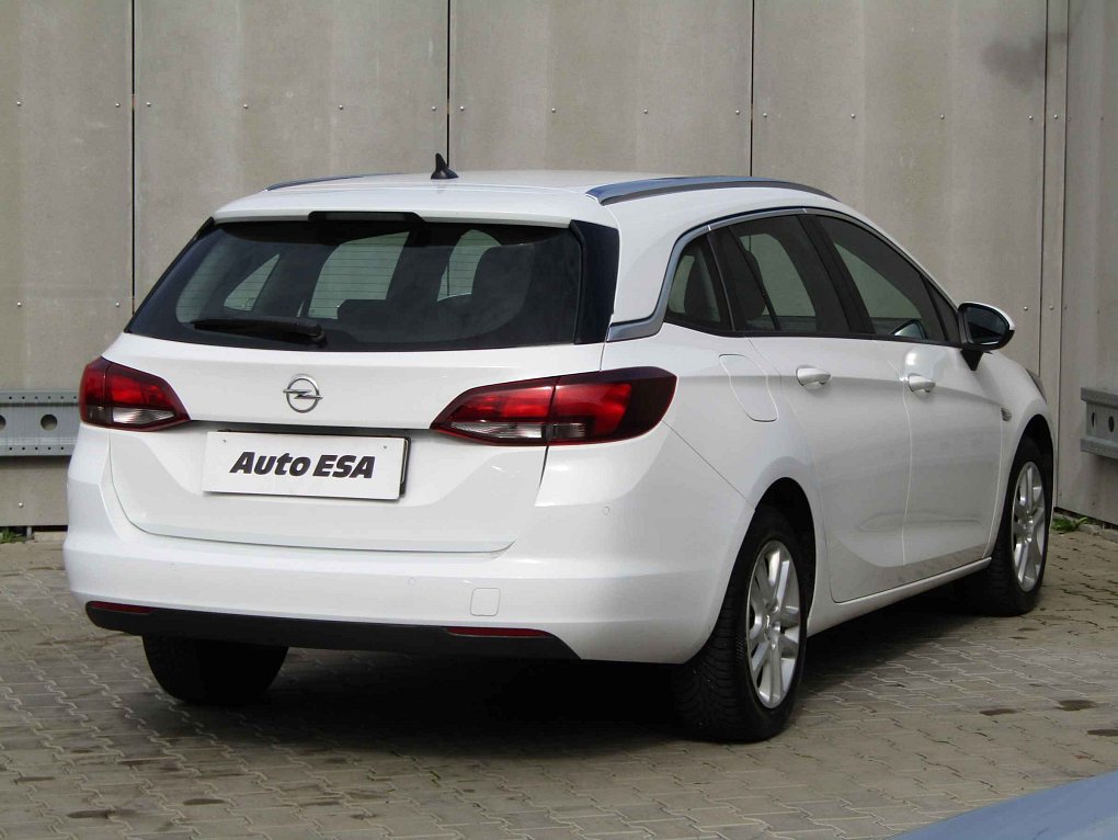 Opel Astra 1.6 CDTi 