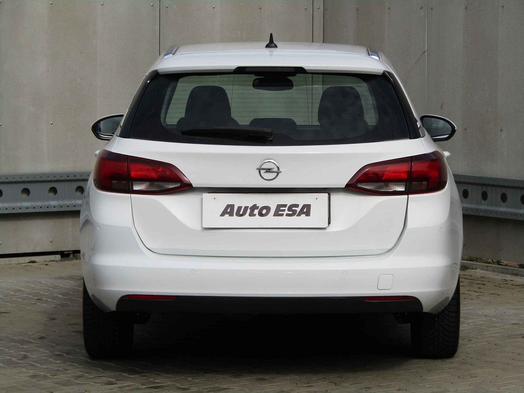 Opel Astra 1.6 CDTi 