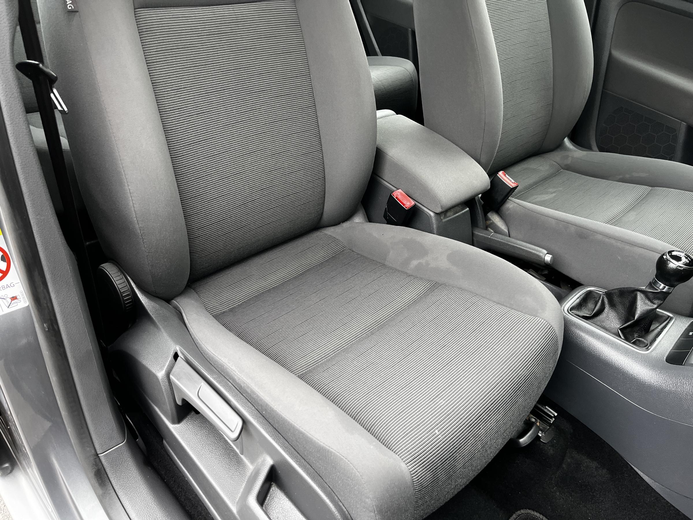 Volkswagen Golf Plus, 2008 - pohled č. 11