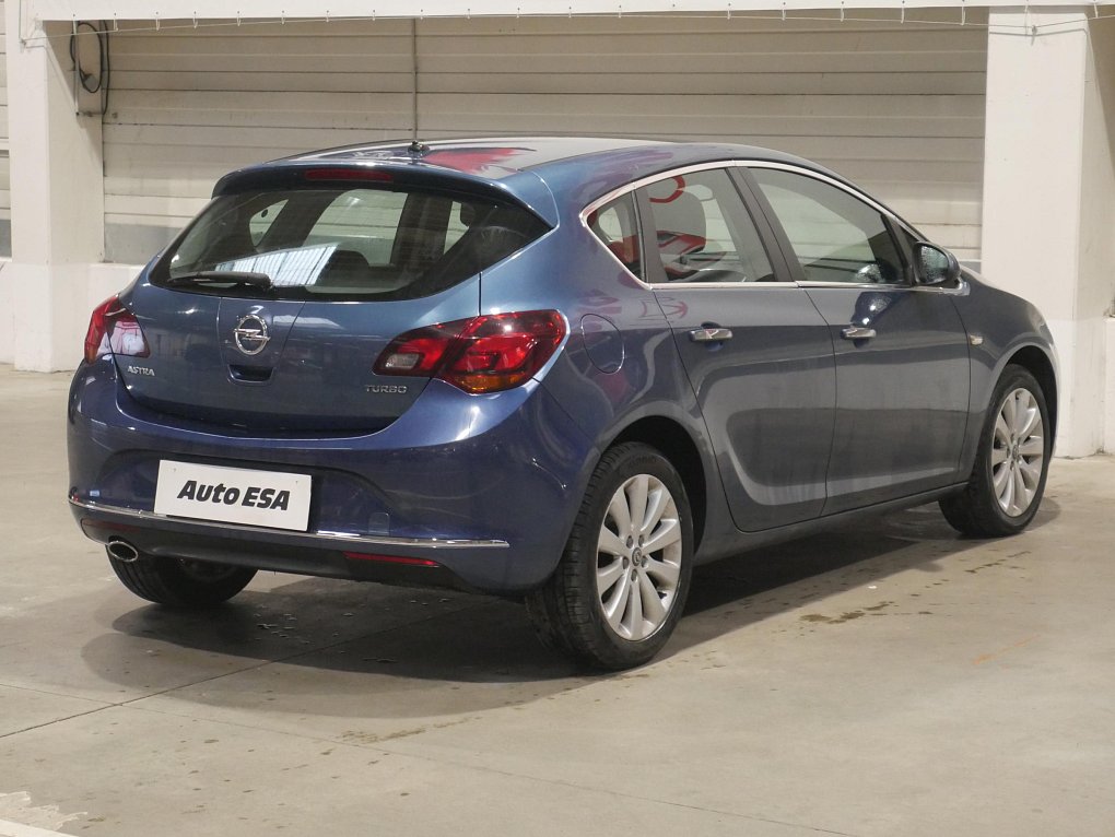 Opel Astra 1.4 T Innovation