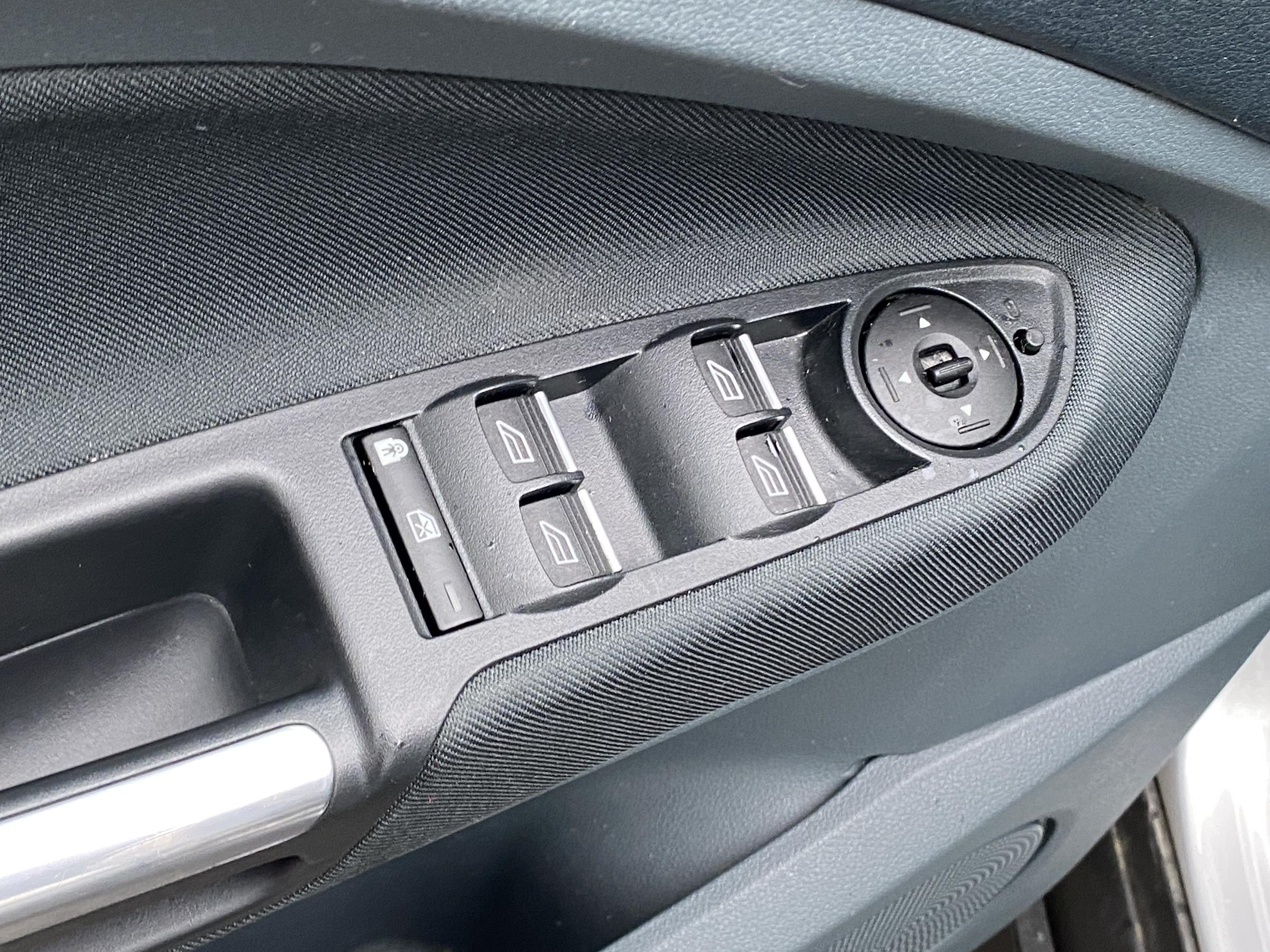 Ford C-MAX, 2015 - pohled č. 11