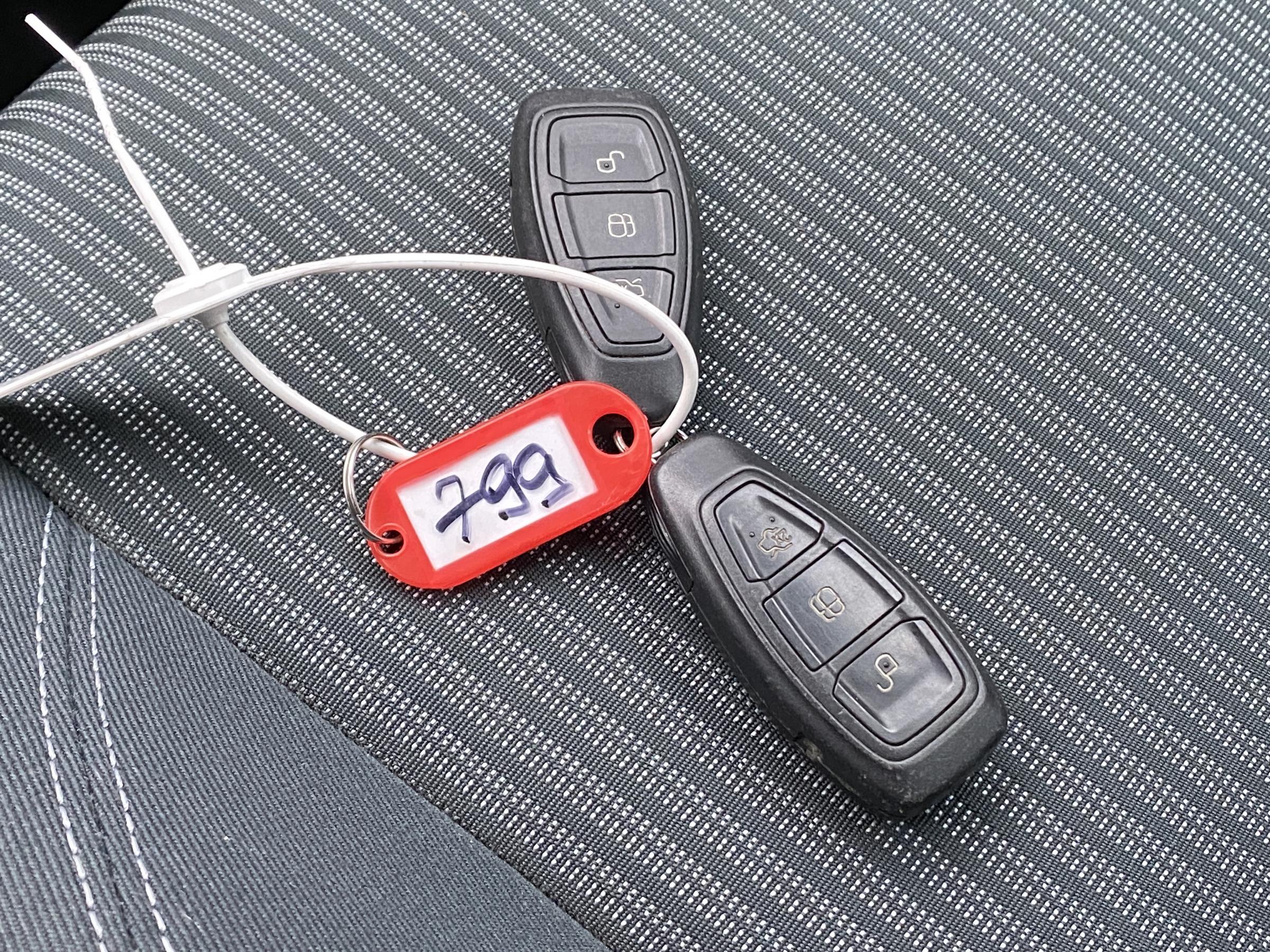 Ford C-MAX, 2015 - pohled č. 18