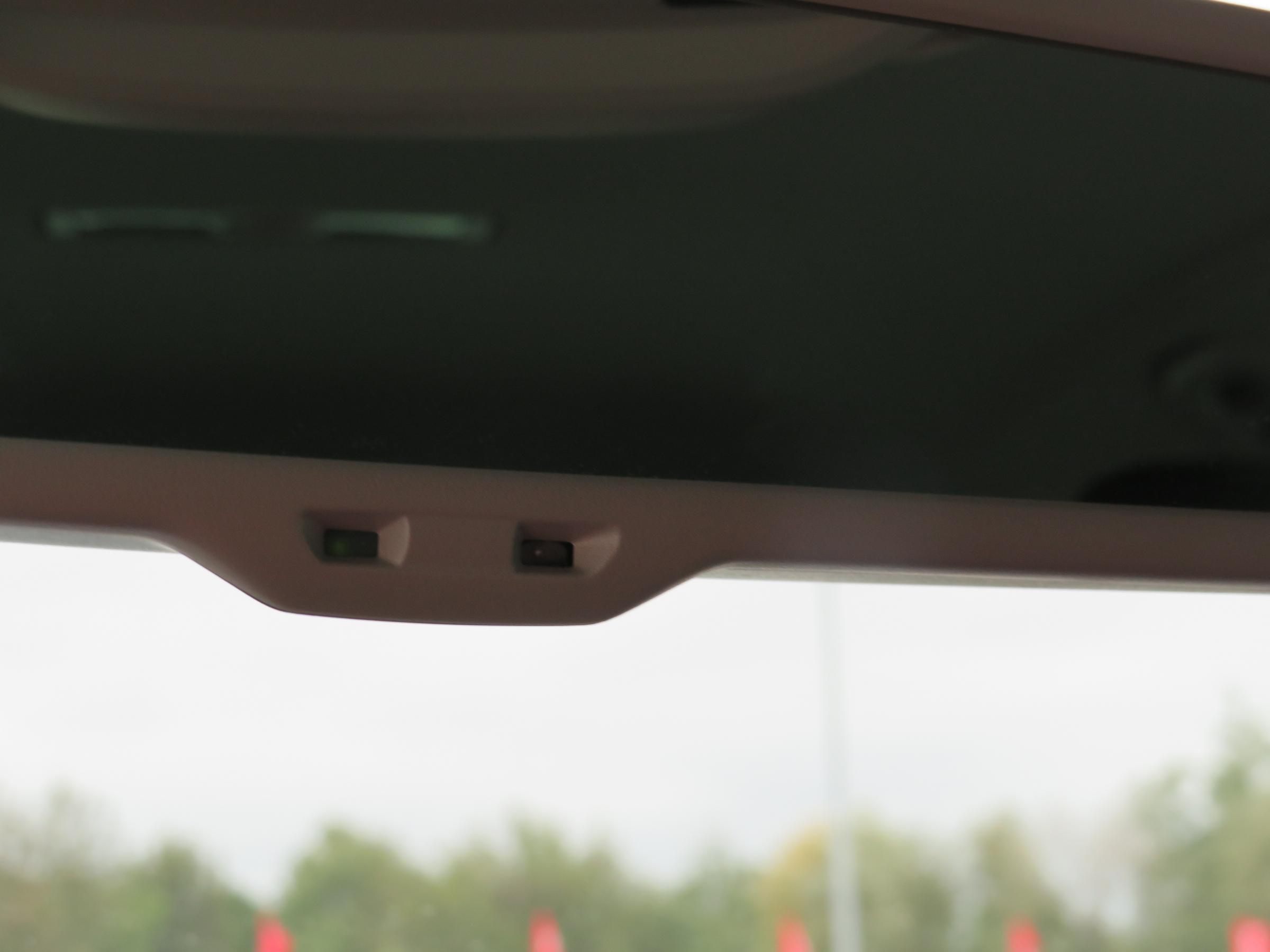 Volkswagen Tiguan, 2012 - pohled č. 19