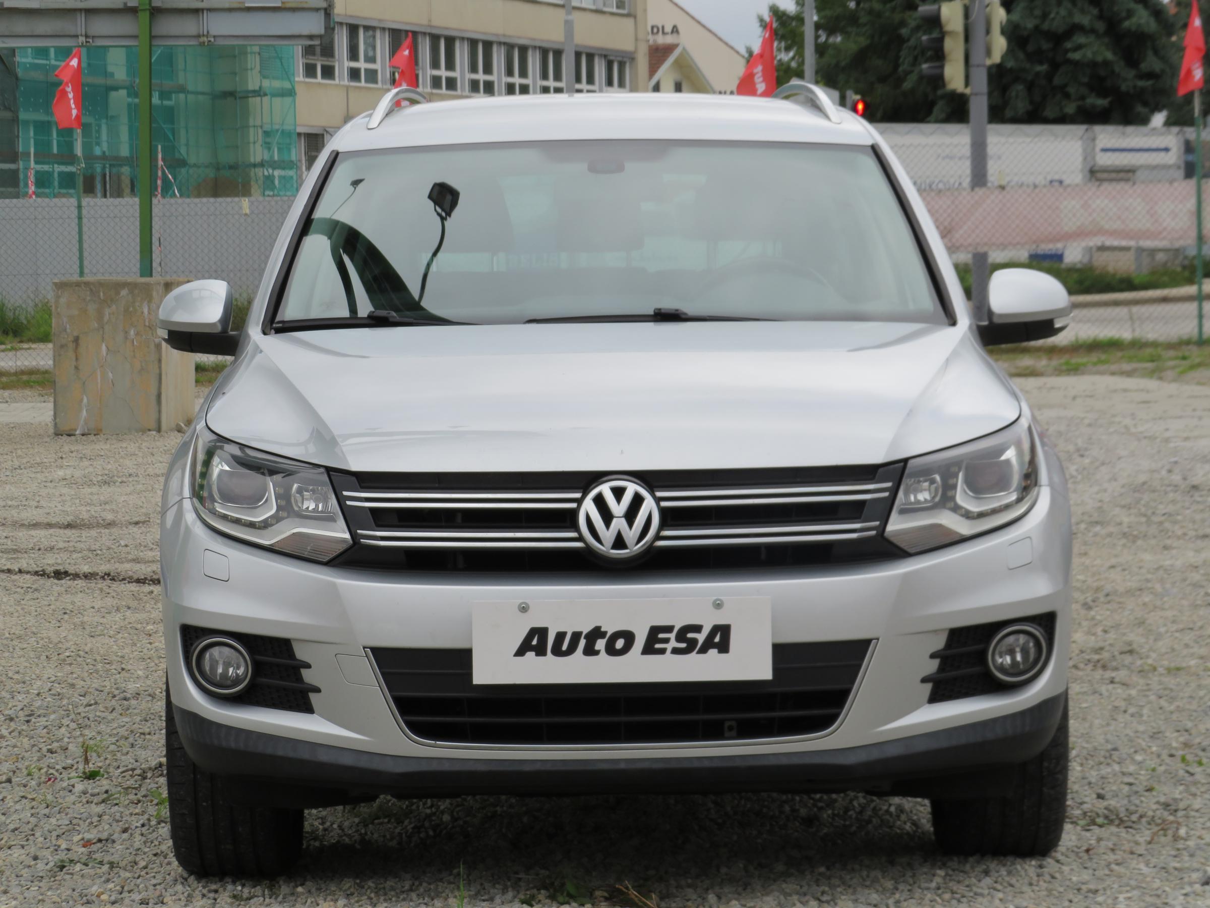 Volkswagen Tiguan, 2012 - pohled č. 2