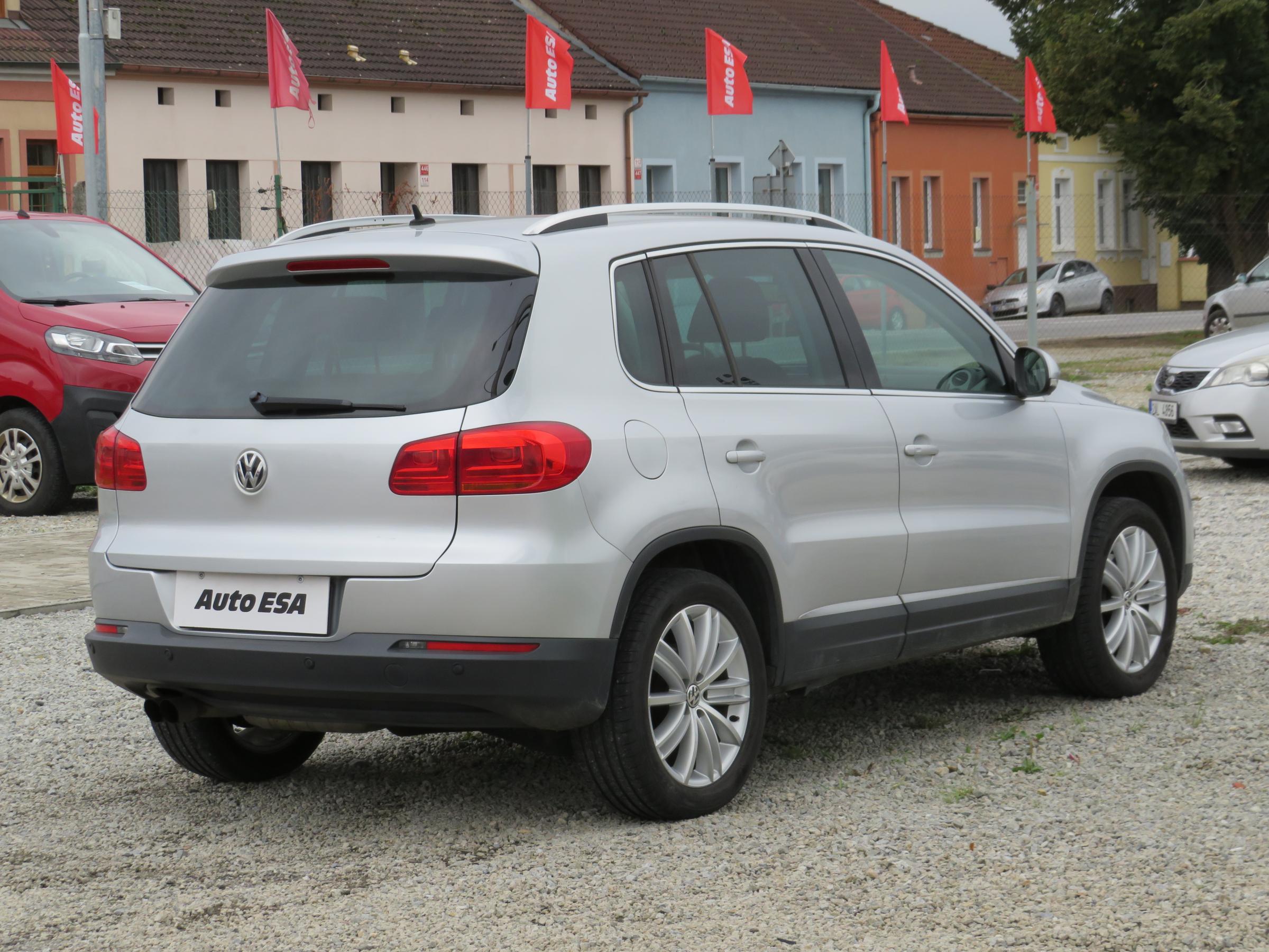 Volkswagen Tiguan, 2012 - pohled č. 4