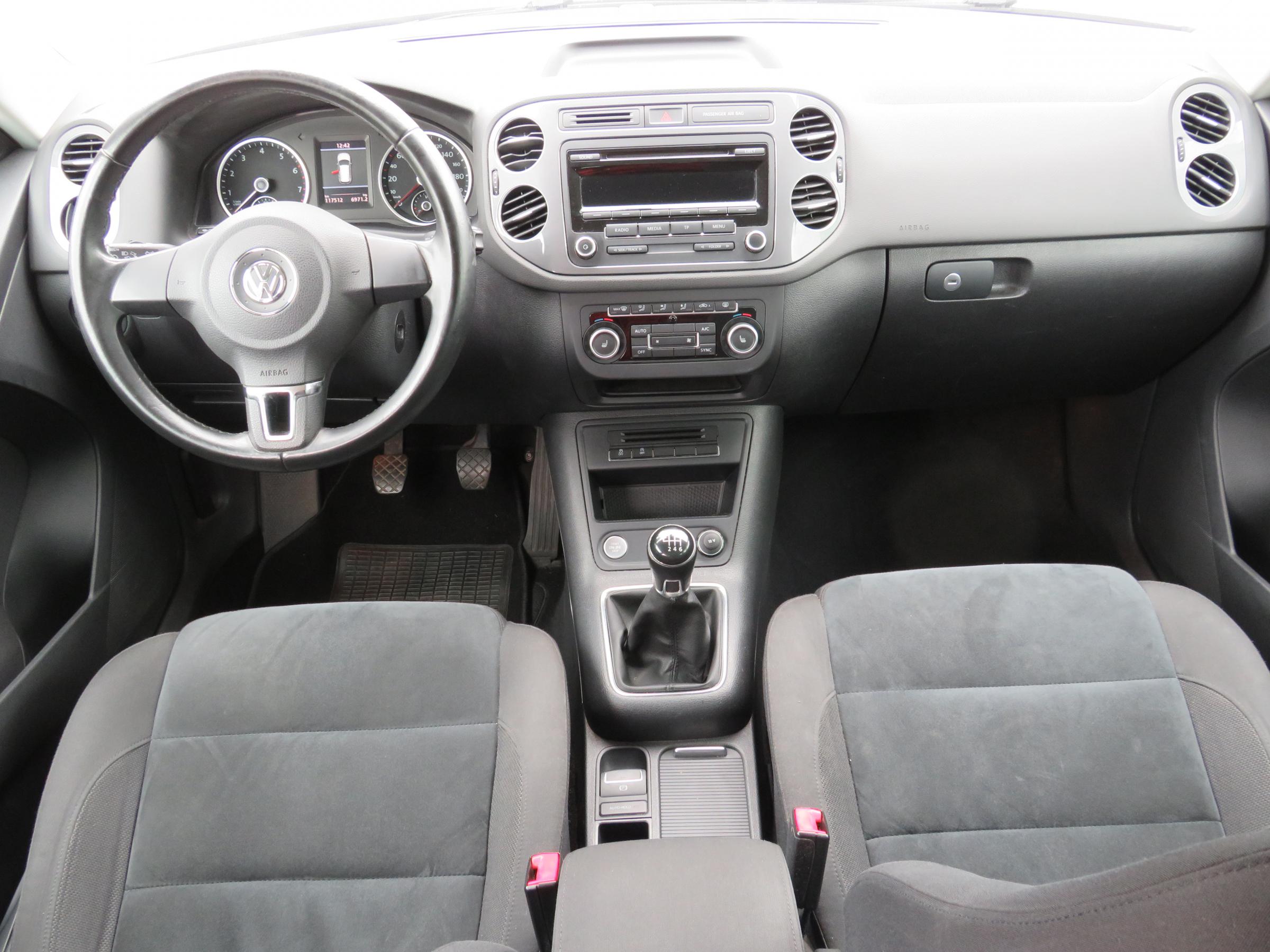 Volkswagen Tiguan, 2012 - pohled č. 8
