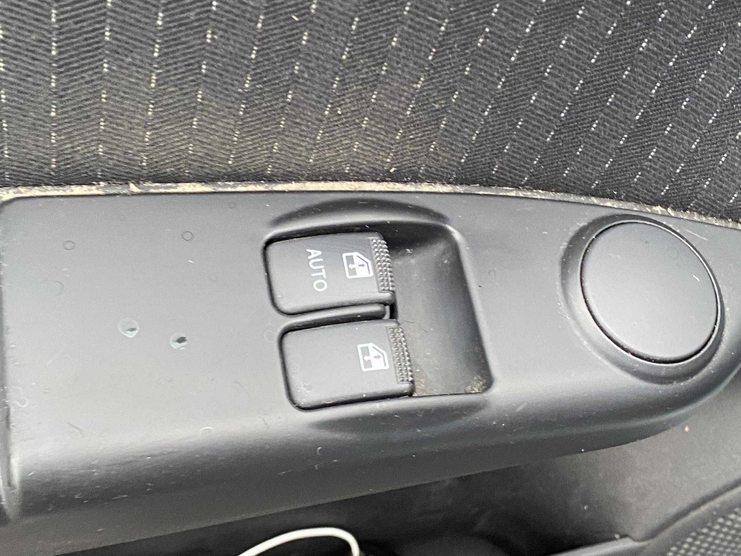 Hyundai ix20, 2014 - pohled č. 11