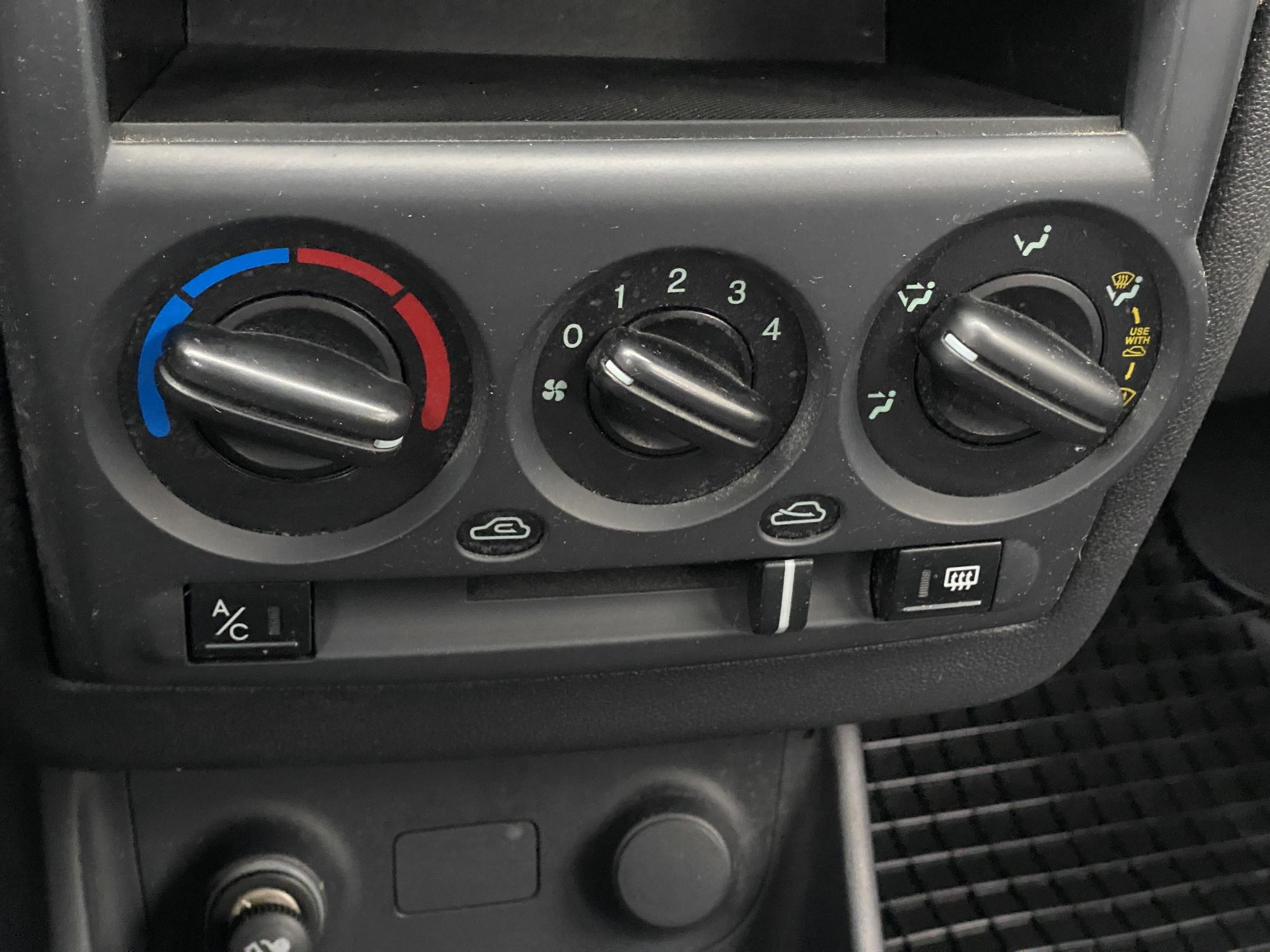 Hyundai ix20, 2014 - pohled č. 13