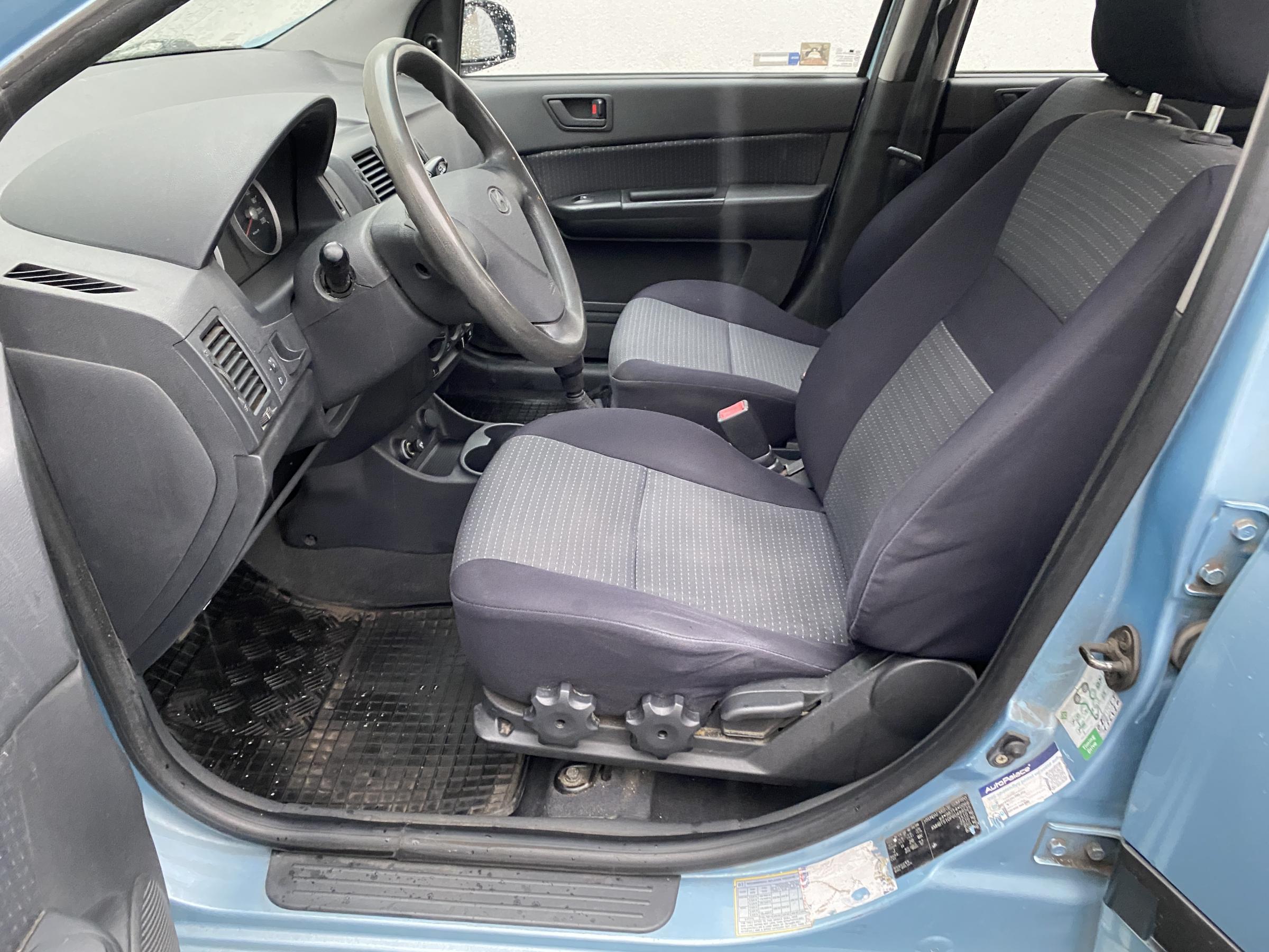 Hyundai ix20, 2014 - pohled č. 9