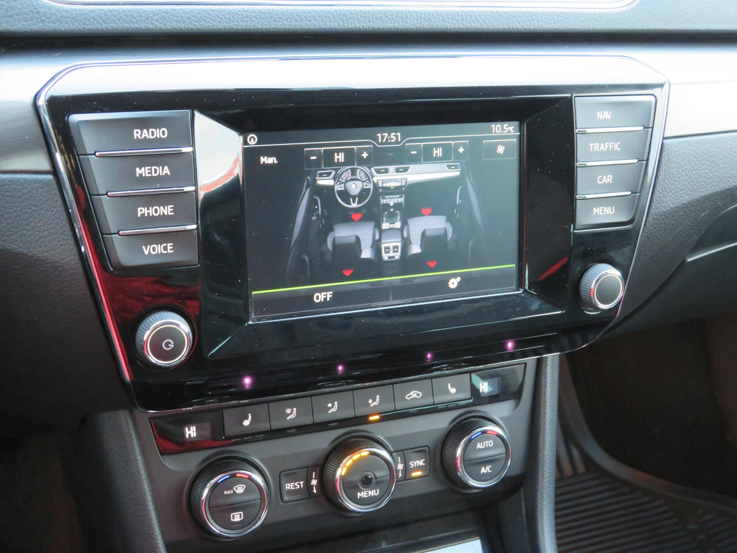 Škoda Superb III, 2016 - pohled č. 18