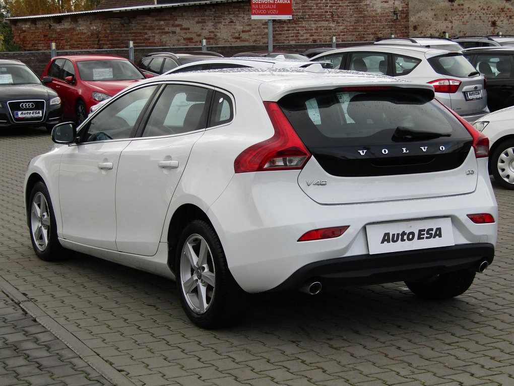 Volvo V40 2.0 D 
