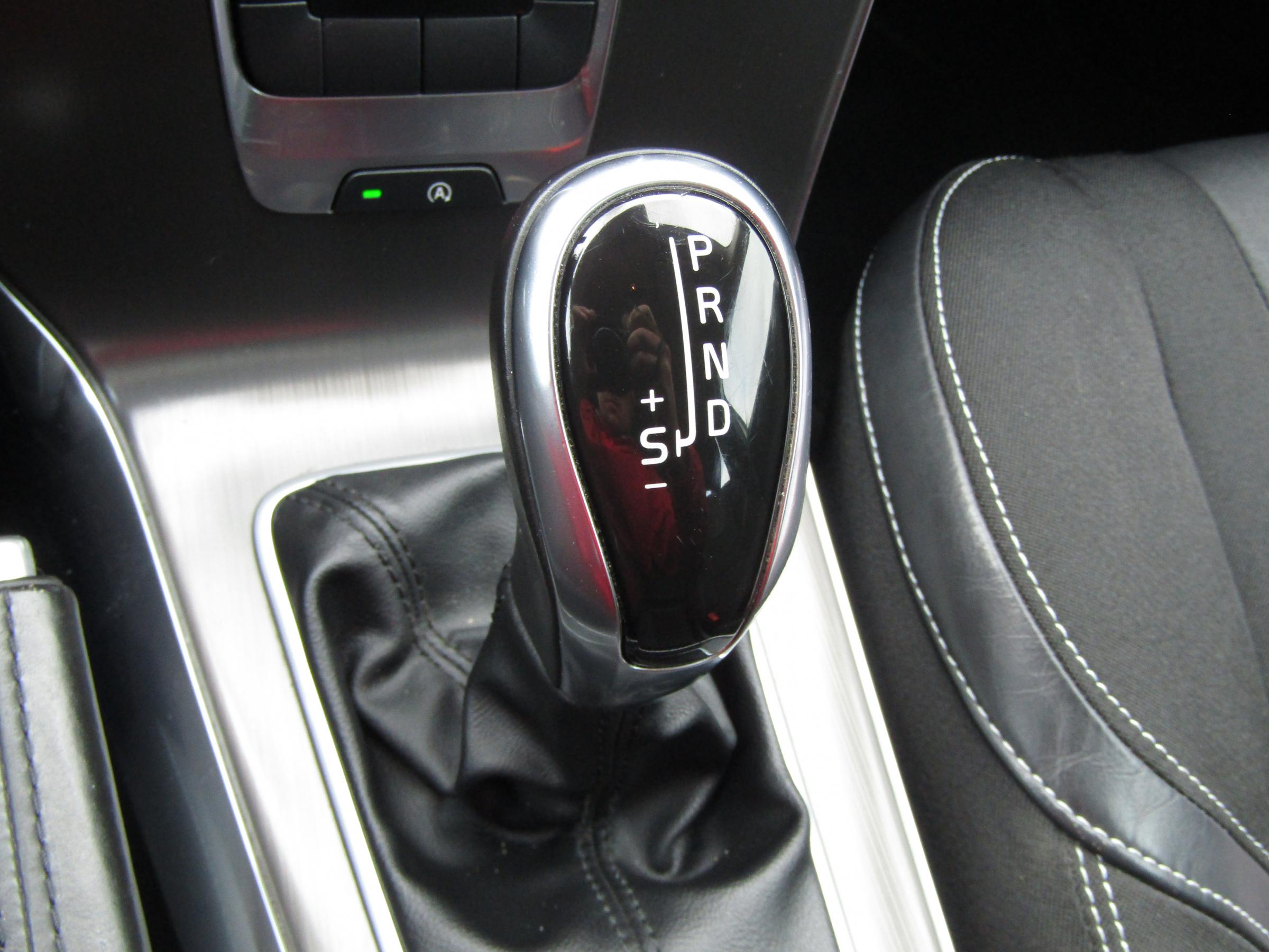 Volvo V40, 2013 - pohled č. 18