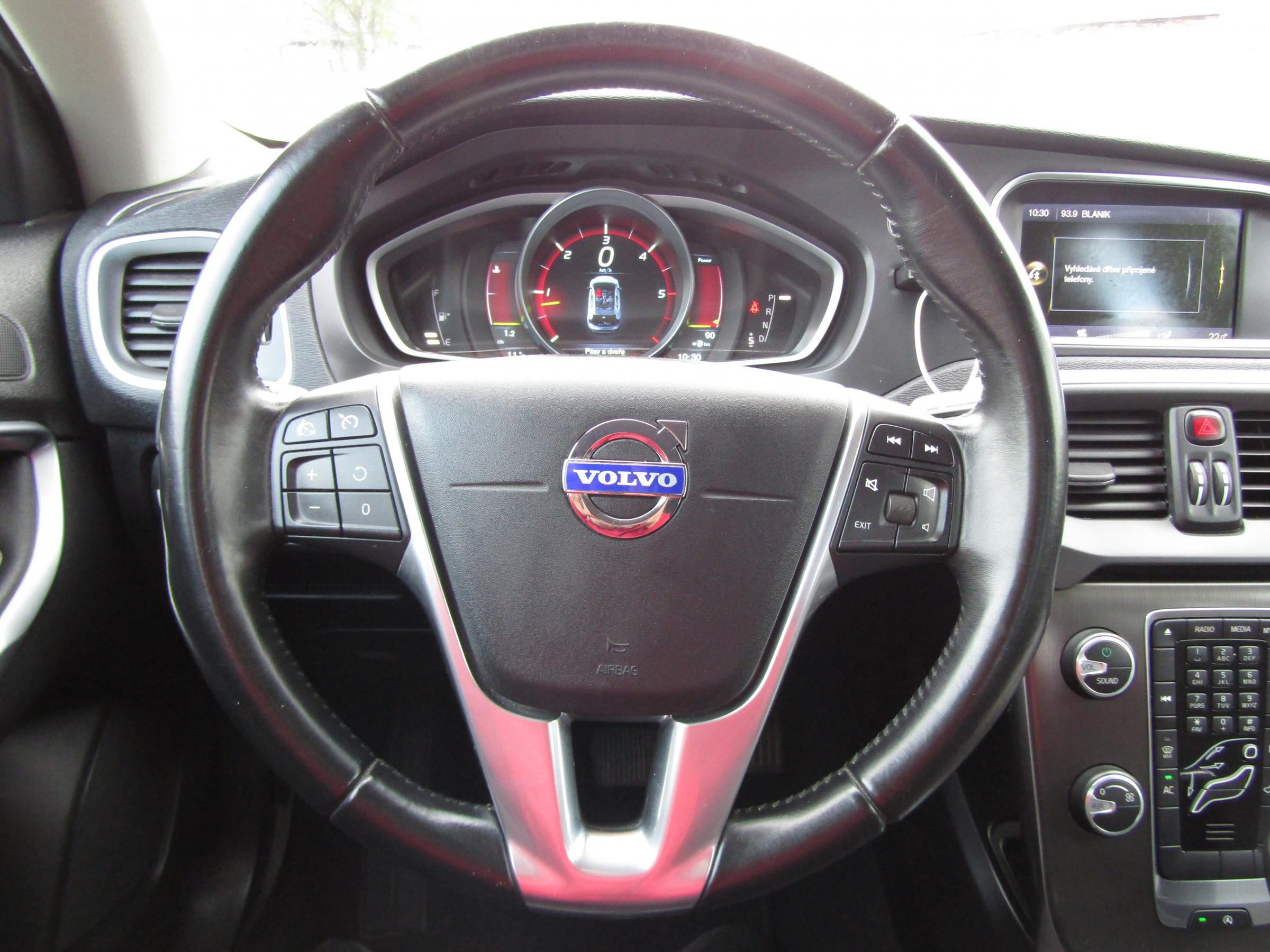 Volvo V40, 2013 - pohled č. 19