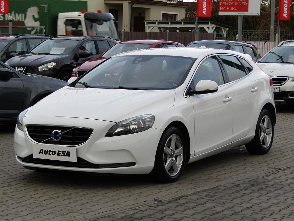 Volvo V40 2.0 D 