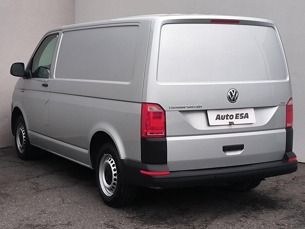 Volkswagen Transporter 2.0TDi 
