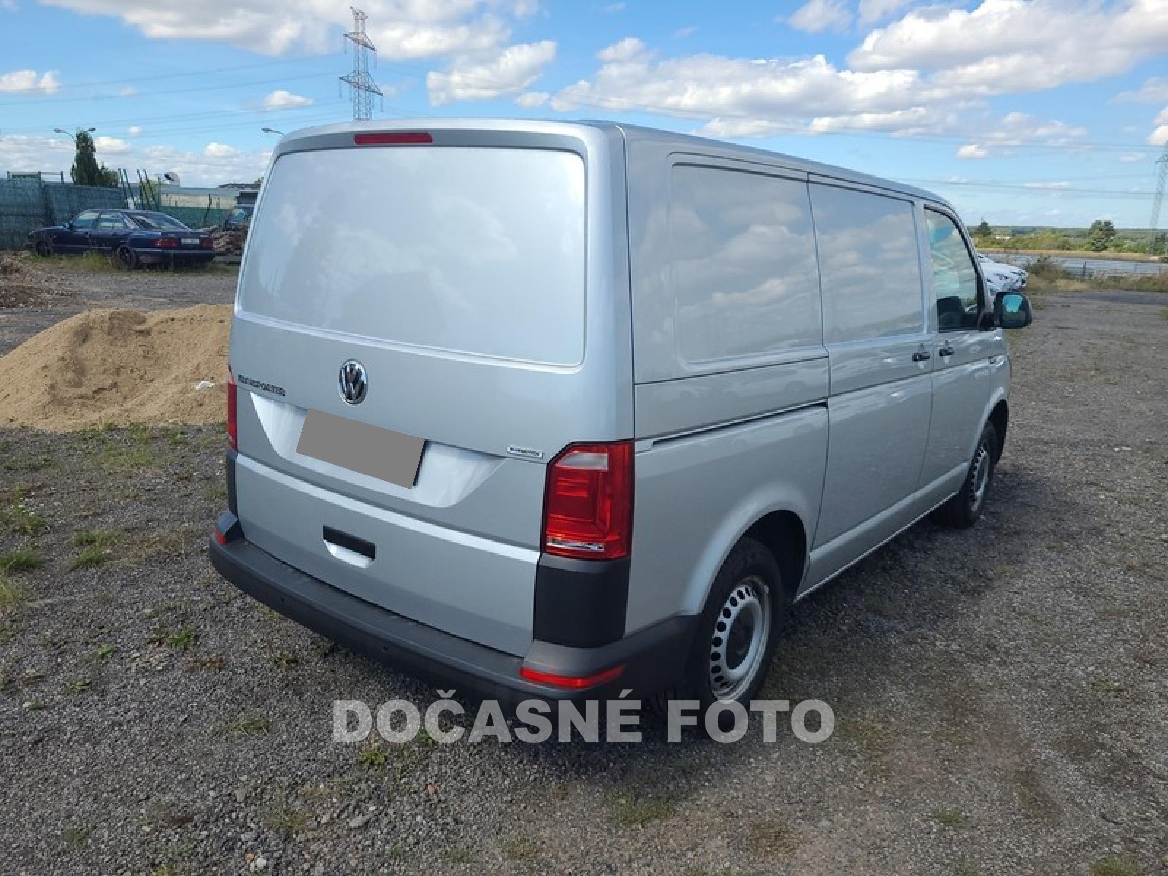 Volkswagen Transporter, 2019 - pohled č. 2