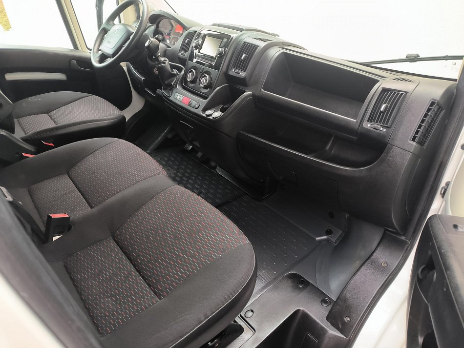 Peugeot Boxer 2.2HDi  L3H2