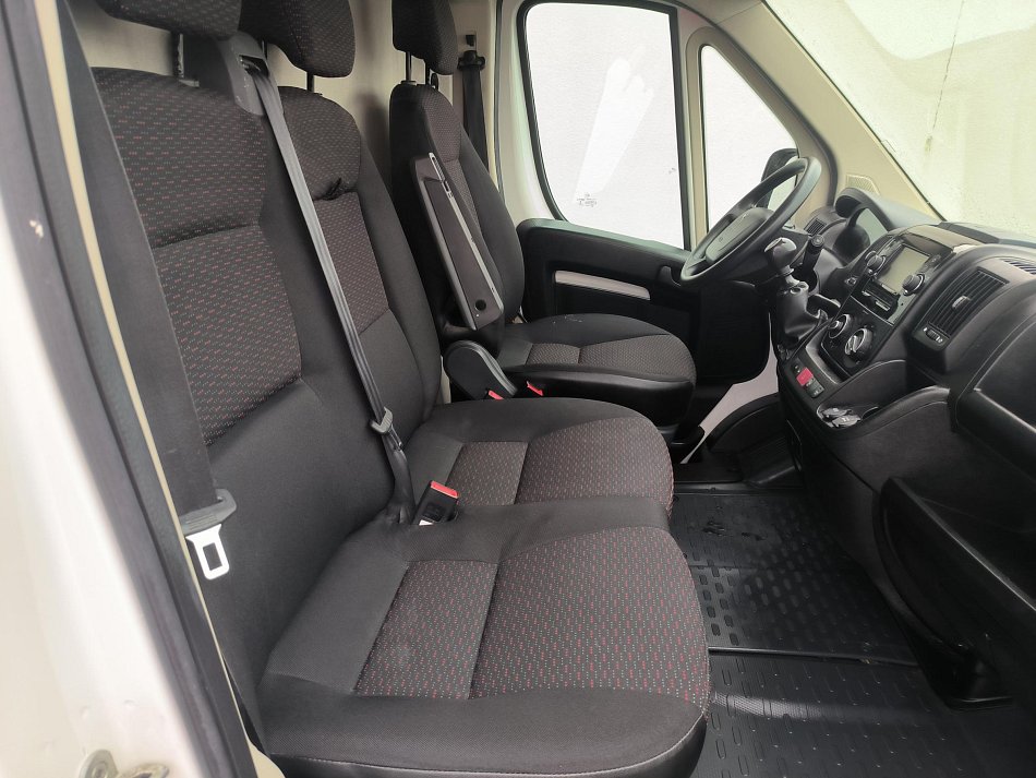 Peugeot Boxer 2.2HDi  L3H2