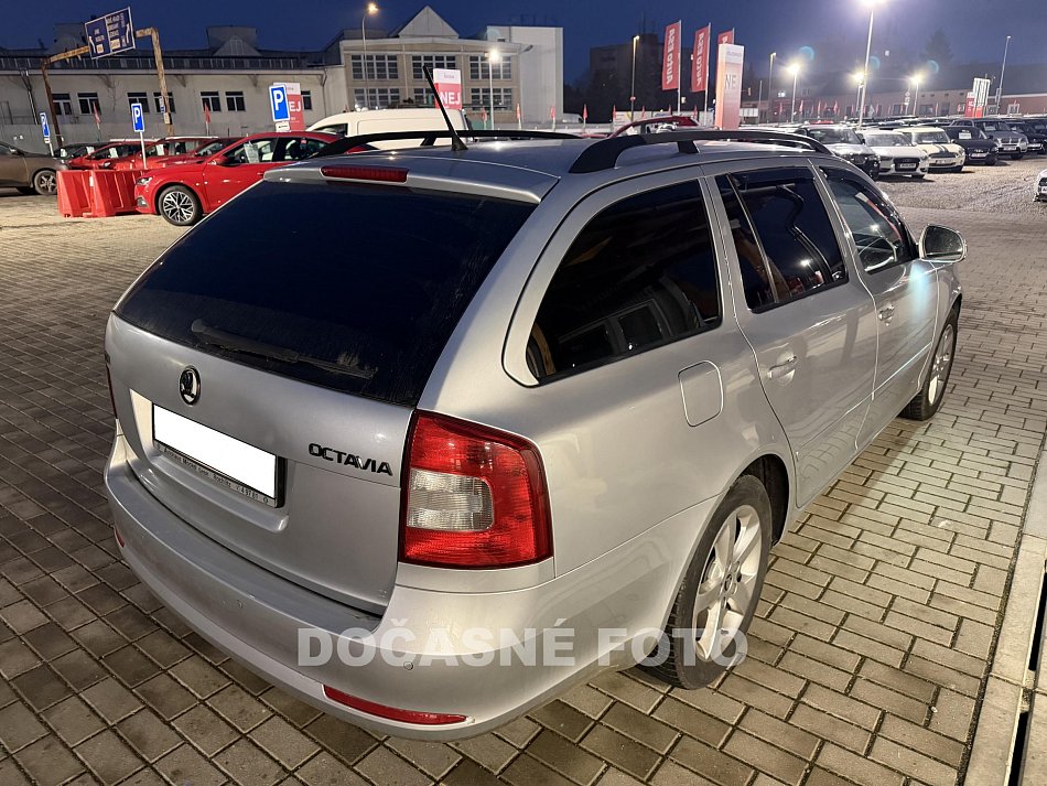Škoda Octavia II 1.6 TDi Family
