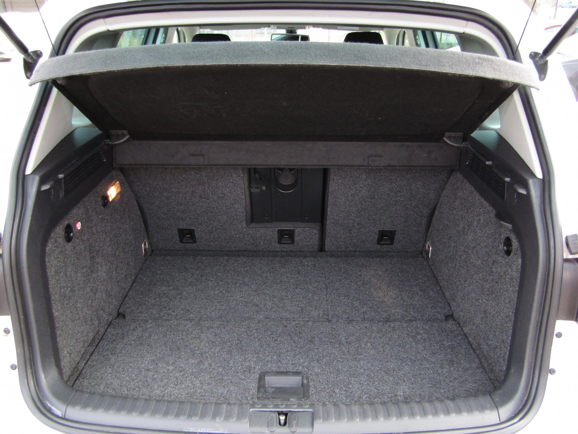 Volkswagen Tiguan, 2014 - pohled č. 7