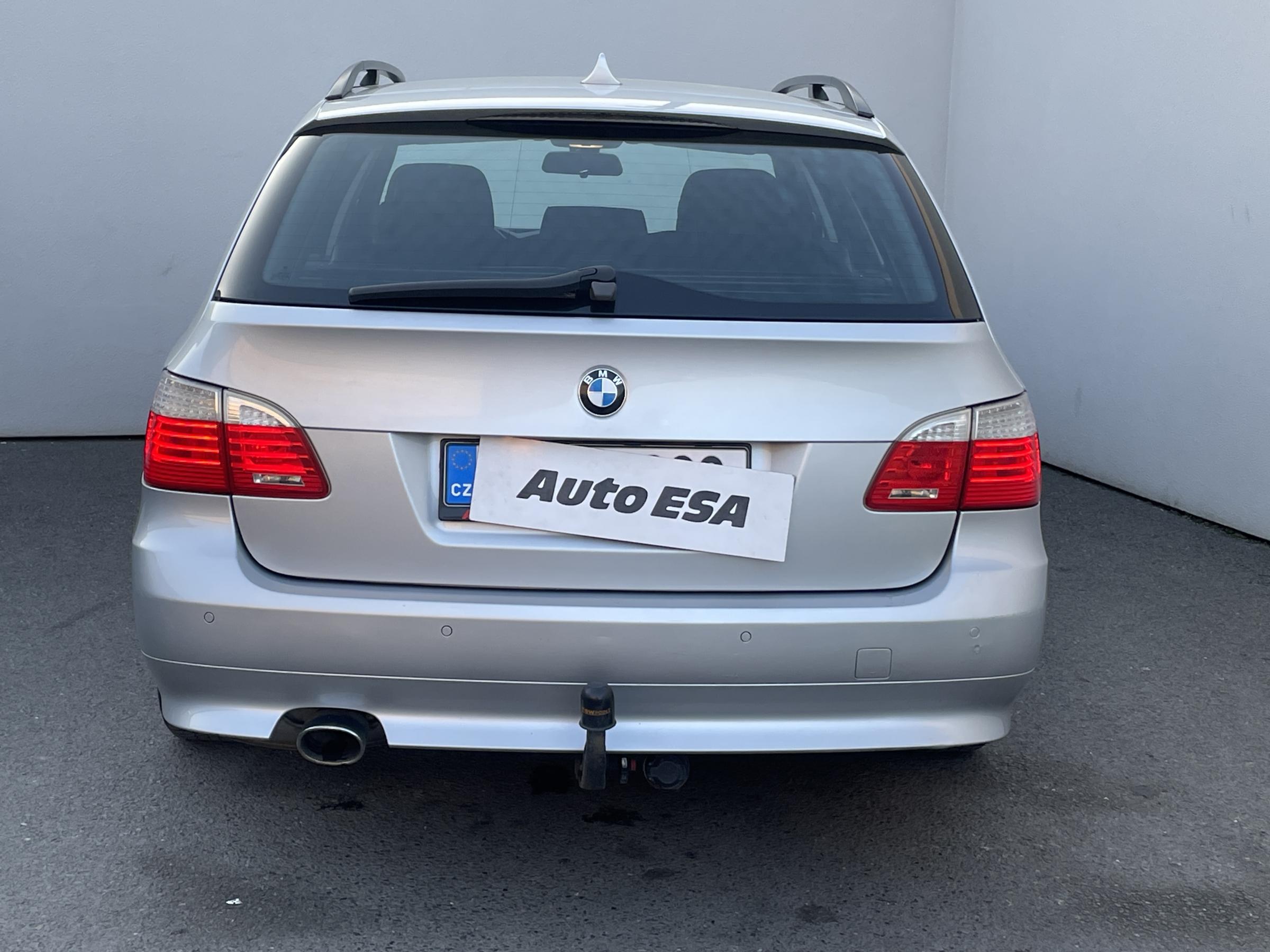 BMW Řada 5, 2010 - pohled č. 5