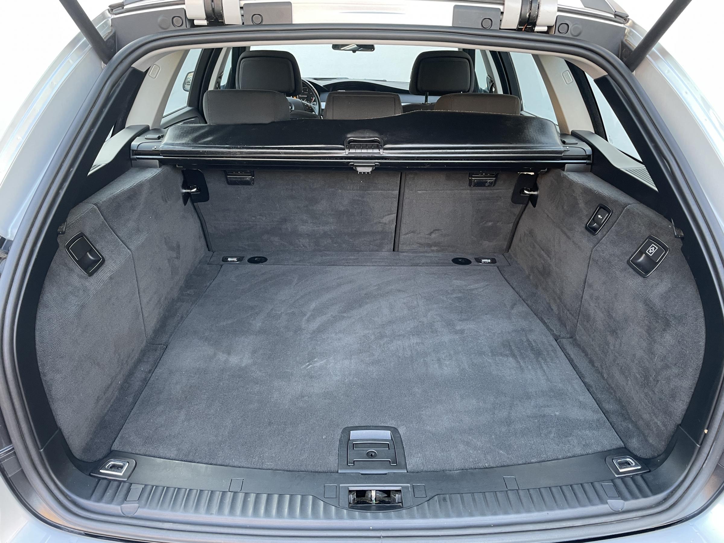 BMW Řada 5, 2010 - pohled č. 7