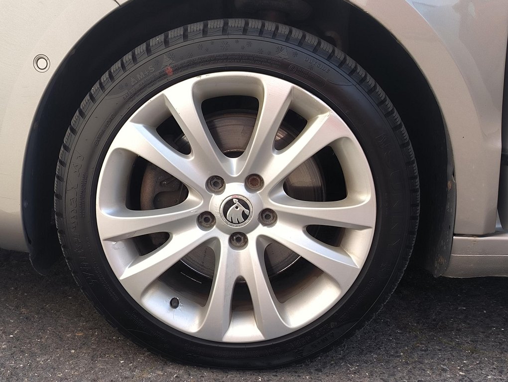 Škoda Superb II 2.0 TDi 