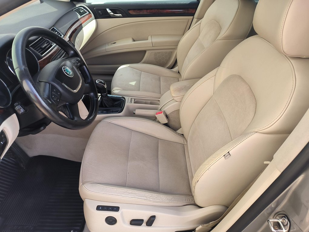 Škoda Superb II 2.0 TDi 